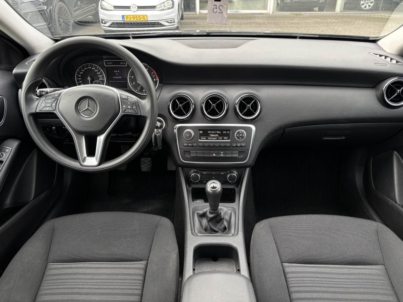 Foto van Mercedes-Benz A 180