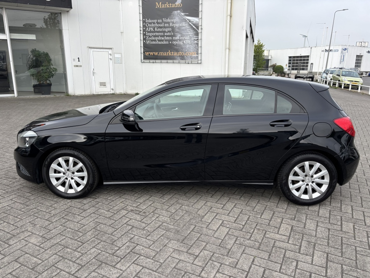 Foto van Mercedes-Benz A 180