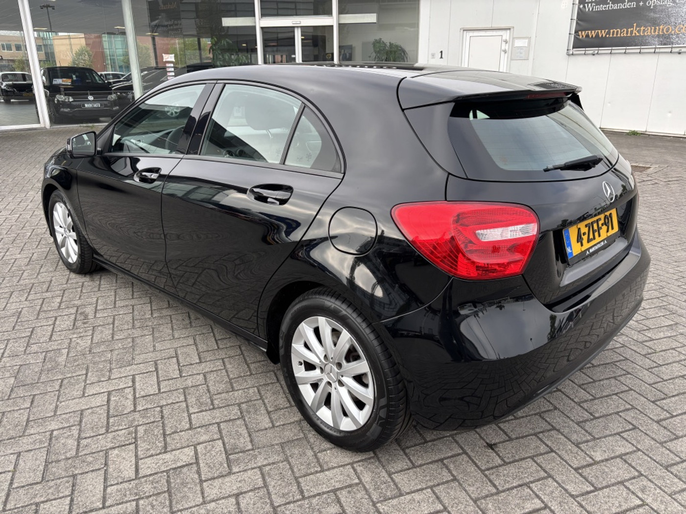Foto van Mercedes-Benz A 180