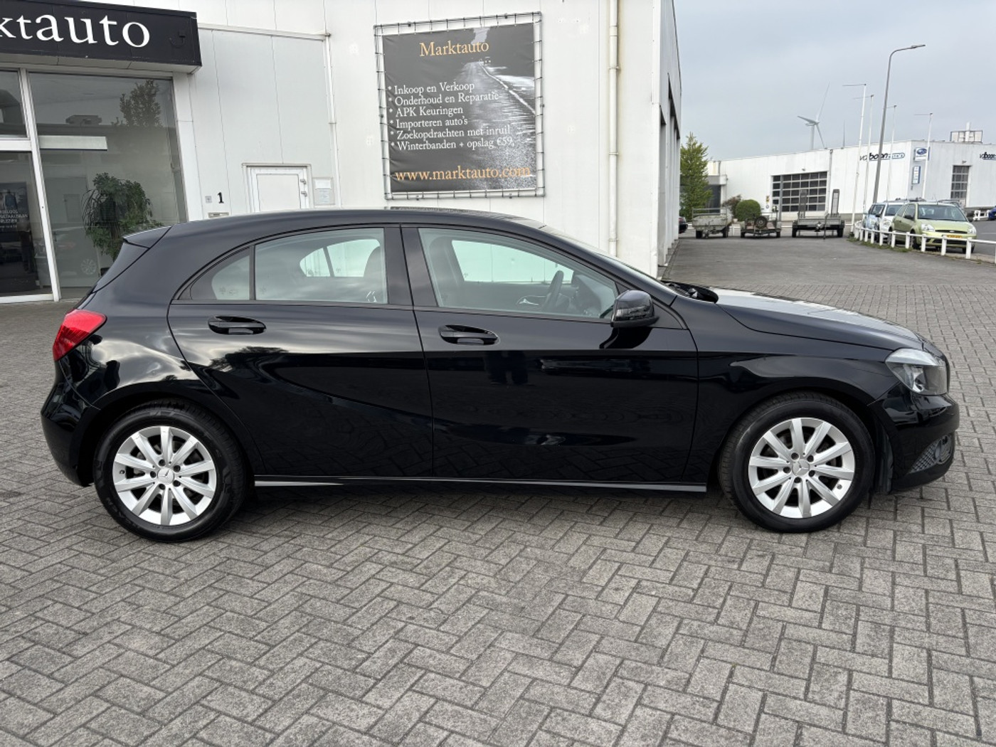 Foto van Mercedes-Benz A 180