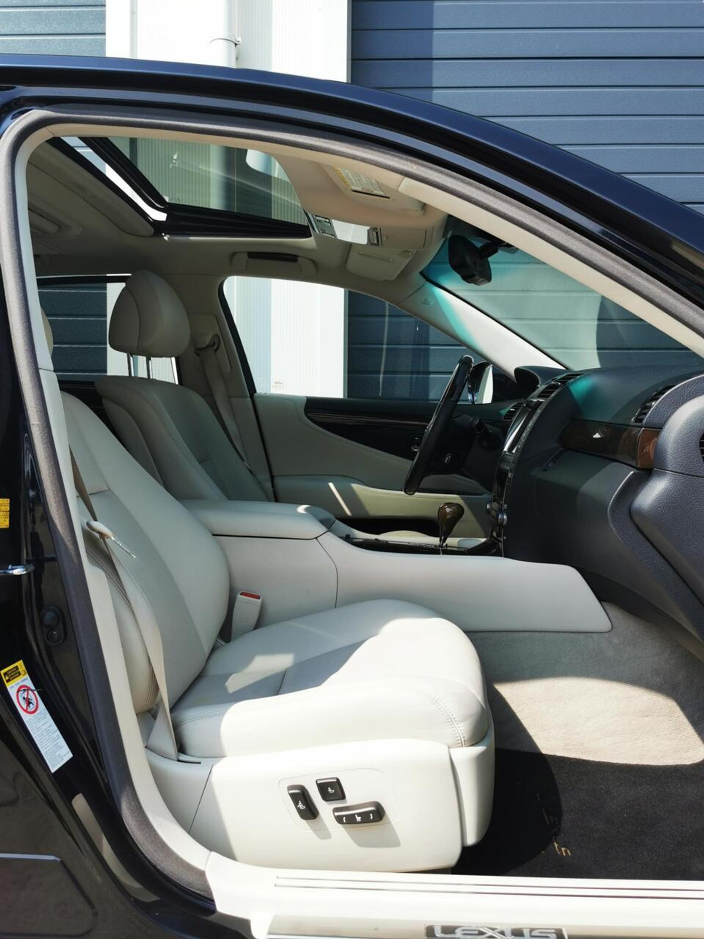 Foto van Lexus Lexus Ls600hl