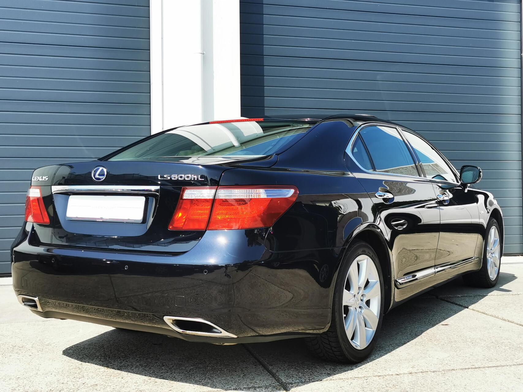 Foto van Lexus Lexus Ls600hl