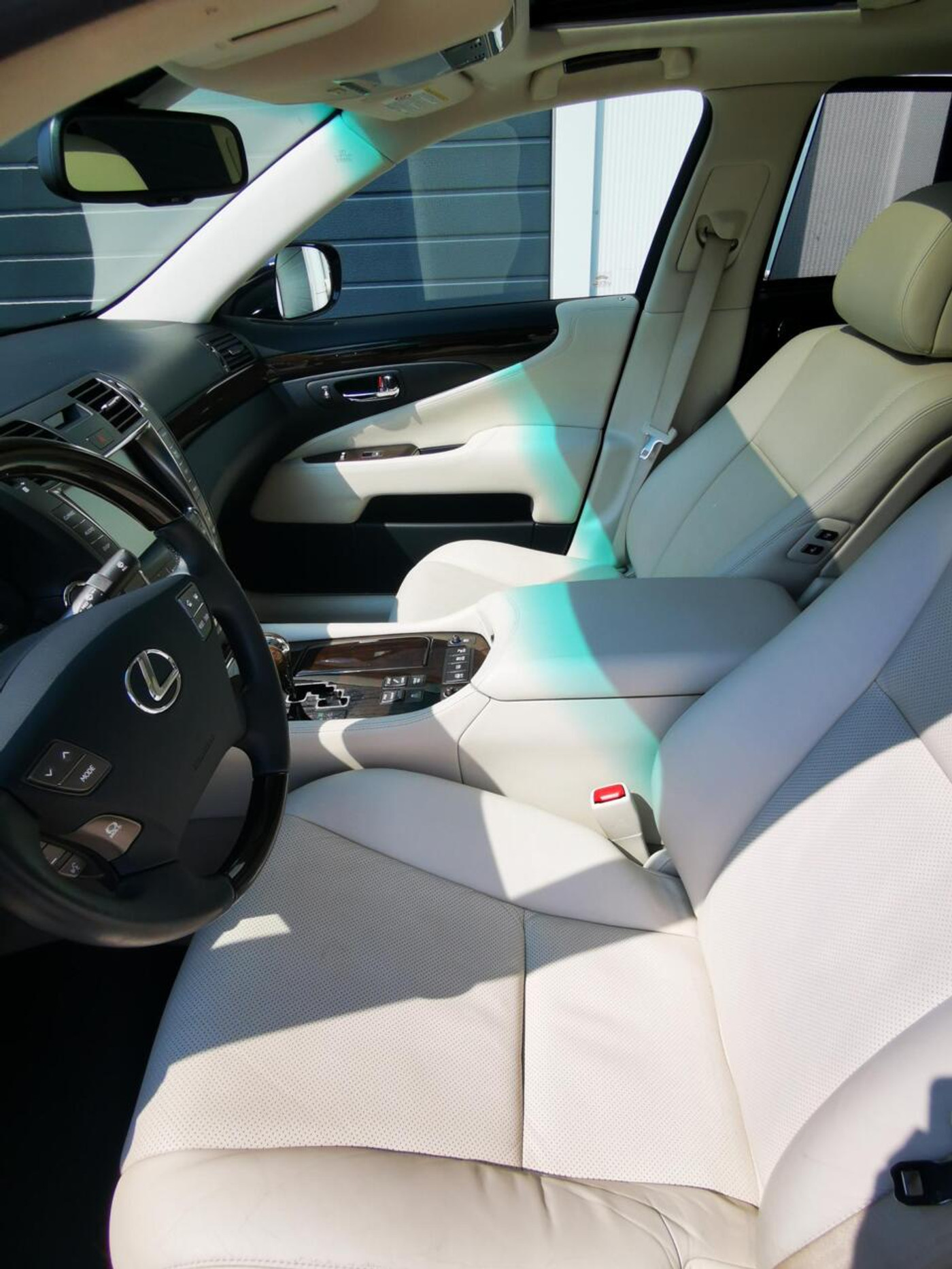 Foto van Lexus Lexus Ls600hl