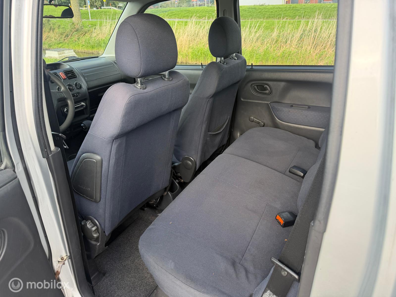 Foto van Suzuki Wagon R
