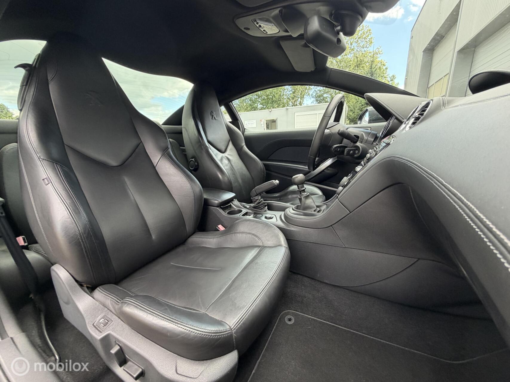 Foto van Peugeot RCZ