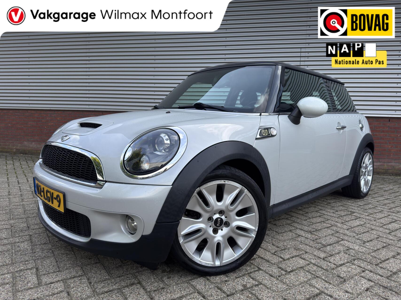 Mini Cooper S 1.6 Cooper S|Camden|Xenon|Harman/kardon|Airco|Cruise| 2010 - voorkant