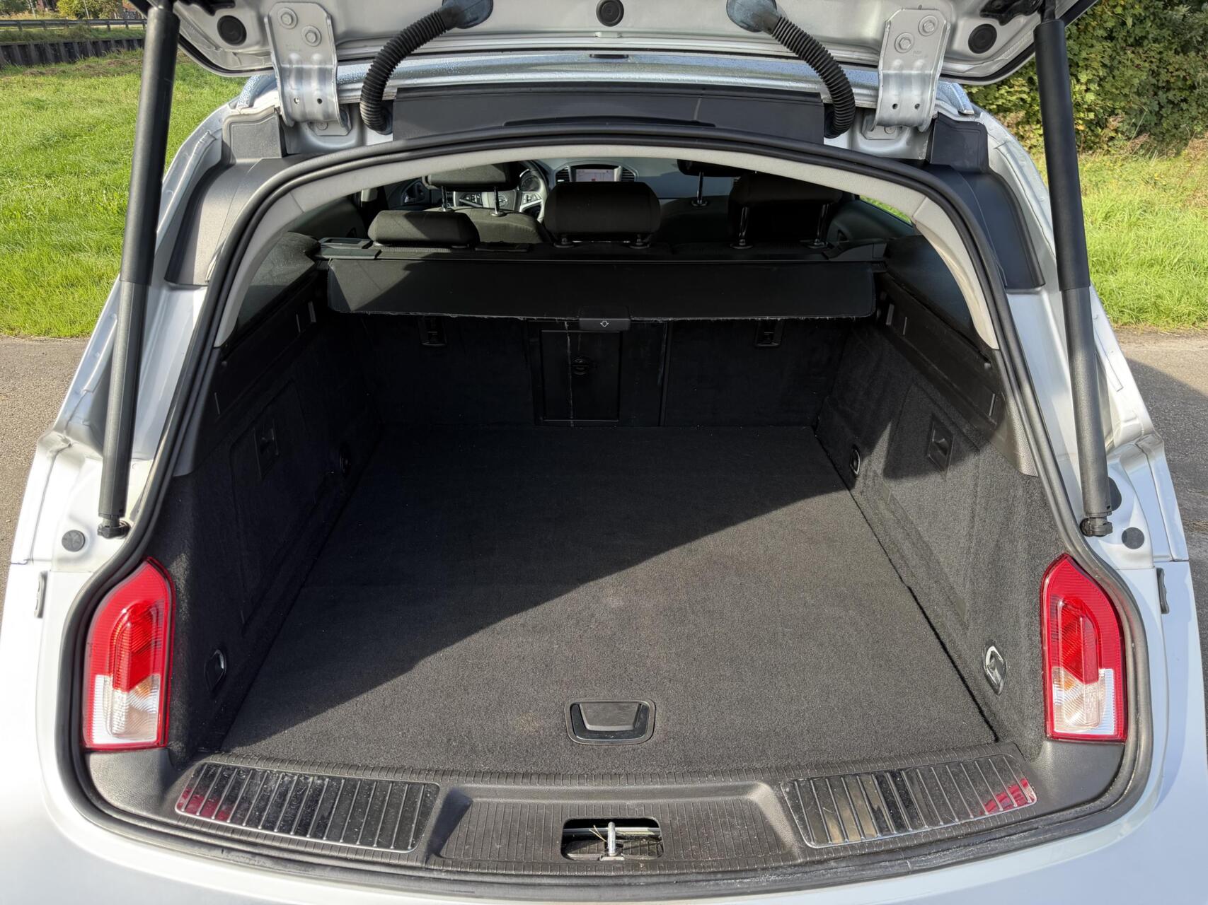 Foto van Opel Insignia Sports Tourer