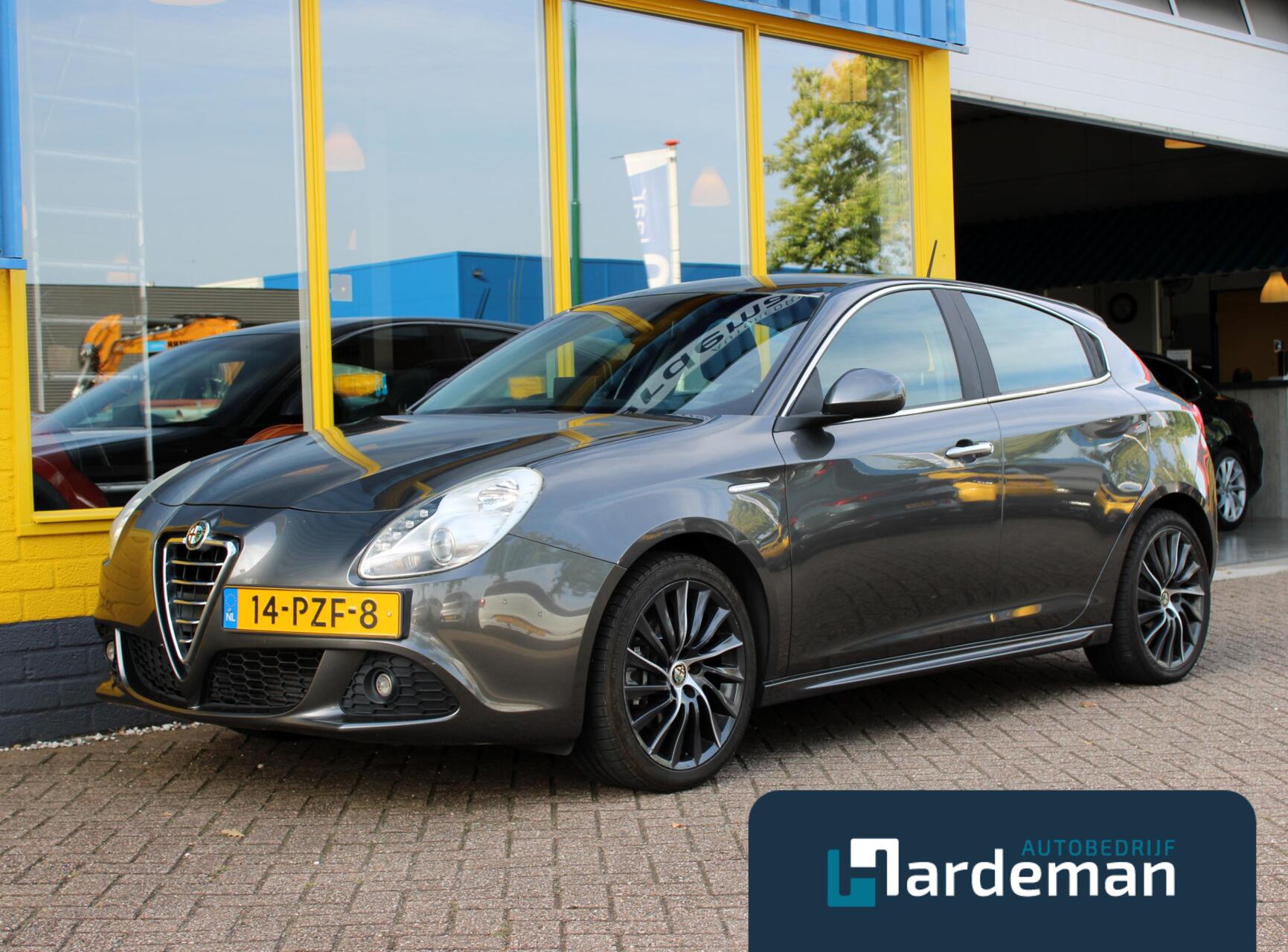 Alfa Romeo Giulietta 1.4 T 170PK Distinctive Clima Navi 2011 - voorkant