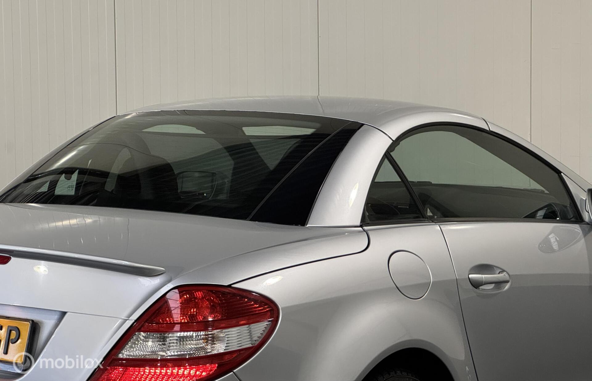 Foto van Mercedes-Benz SLK 200 Kompressor