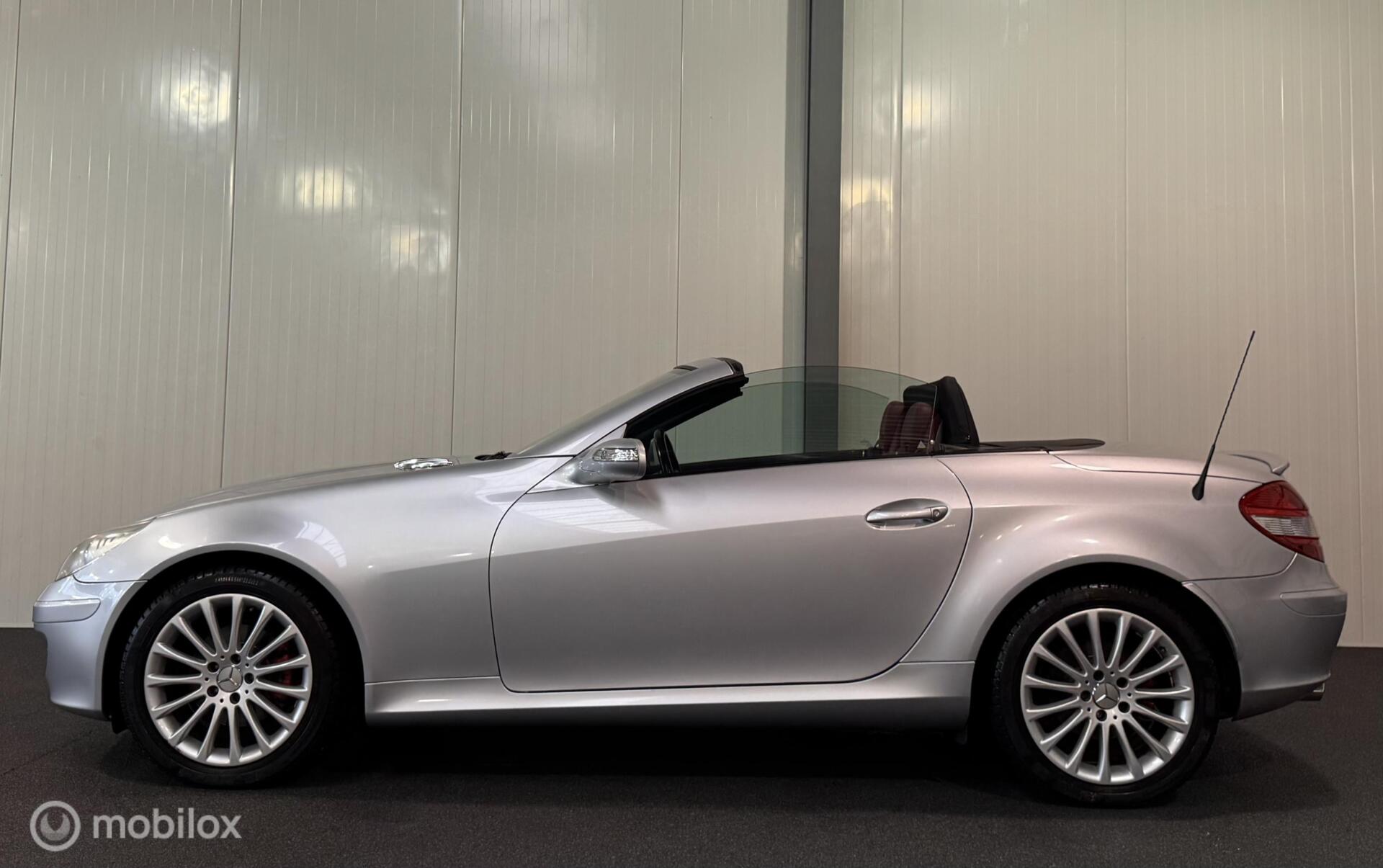 Foto van Mercedes-Benz SLK 200 Kompressor