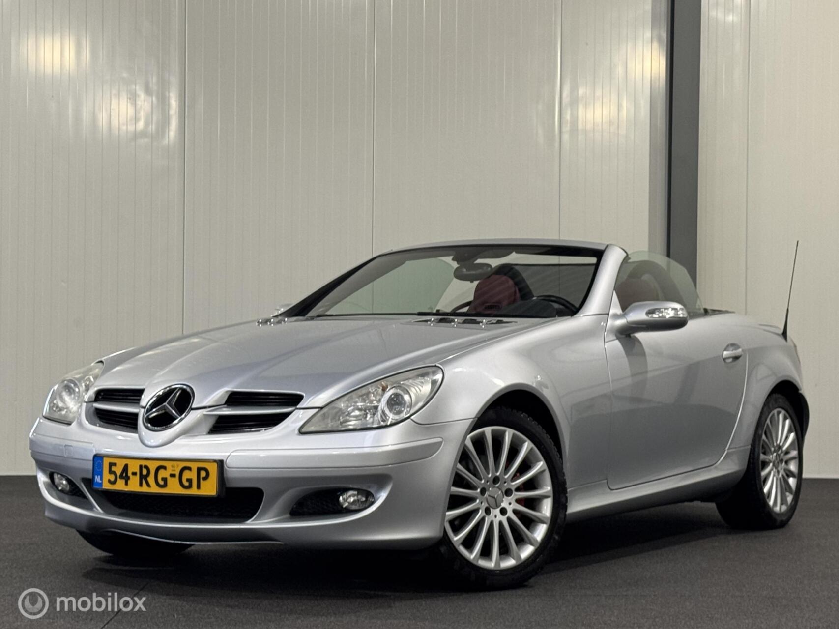 Mercedes-Benz SLK 200 Kompressor 200 K. Automaat [ NAP leder airscarf nw.ketting ] 2005 - voorkant