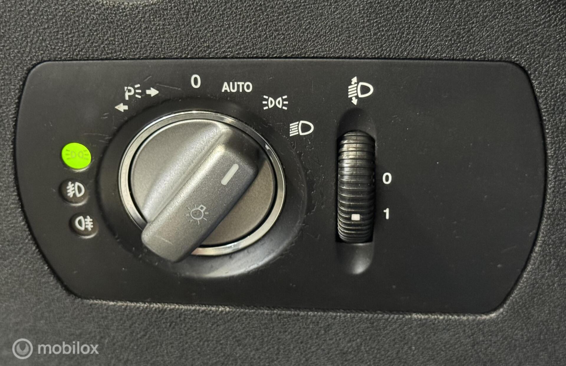 Foto van Mercedes-Benz SLK 200 Kompressor