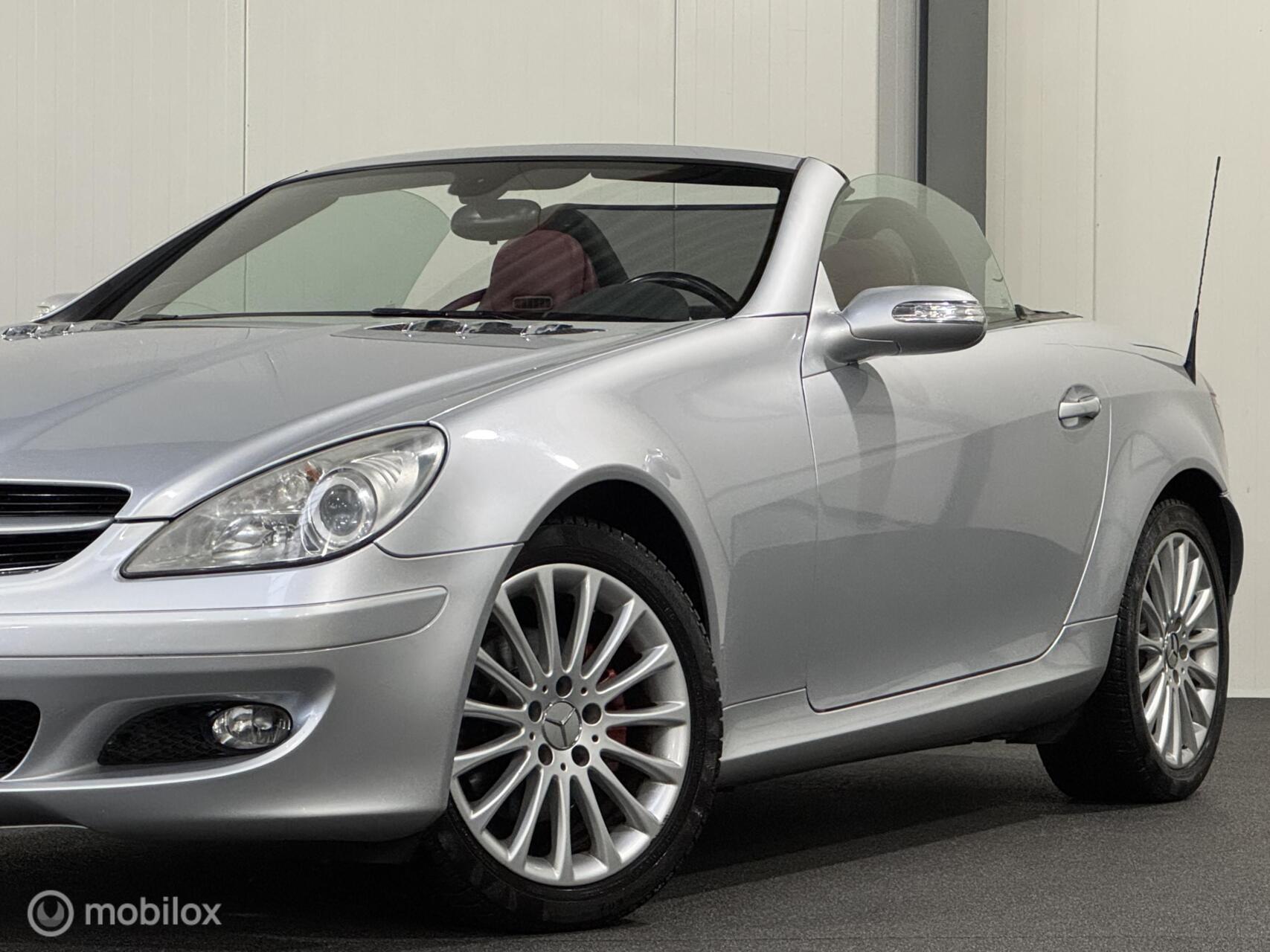 Foto van Mercedes-Benz SLK 200 Kompressor