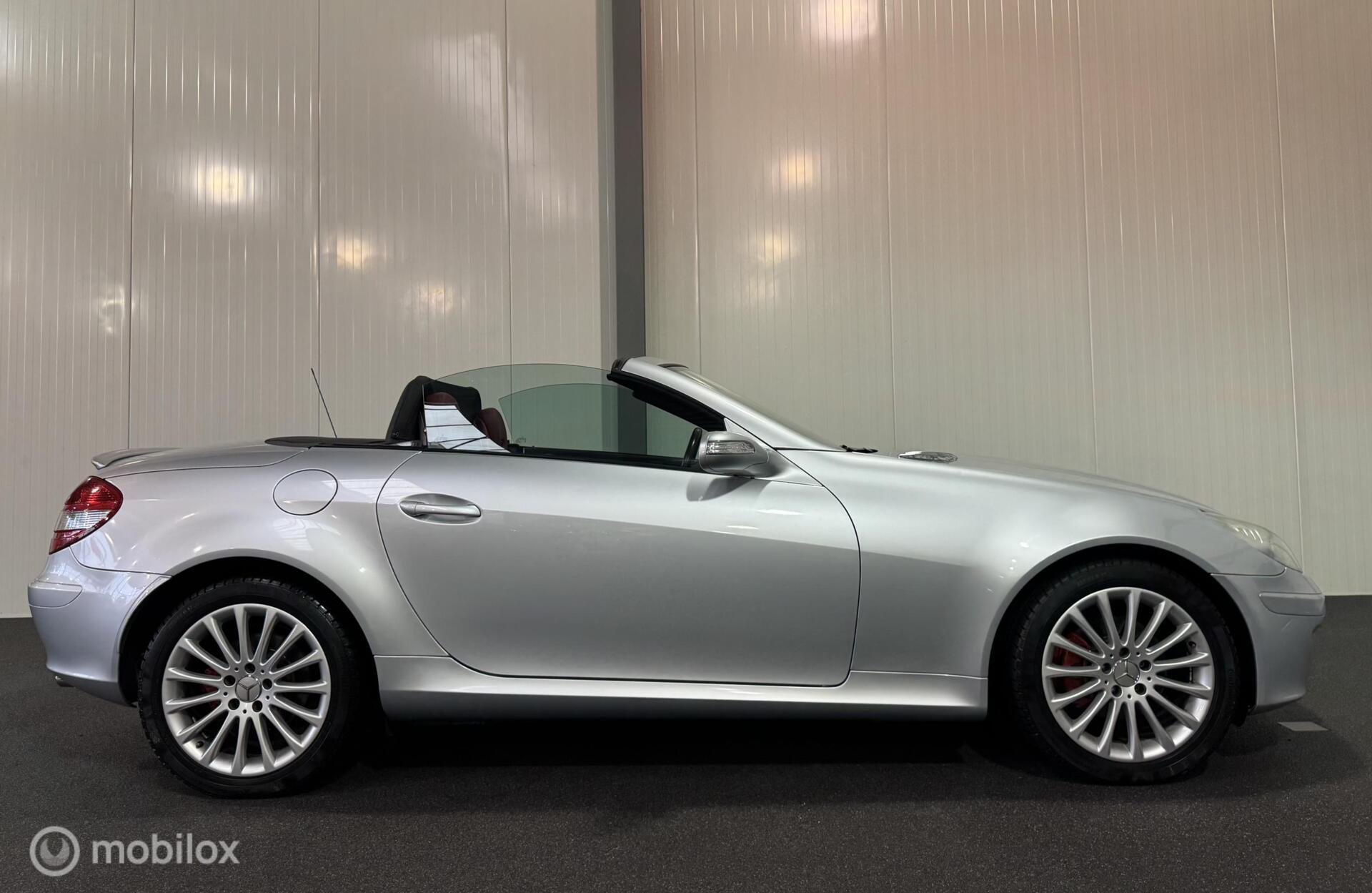 Foto van Mercedes-Benz SLK 200 Kompressor