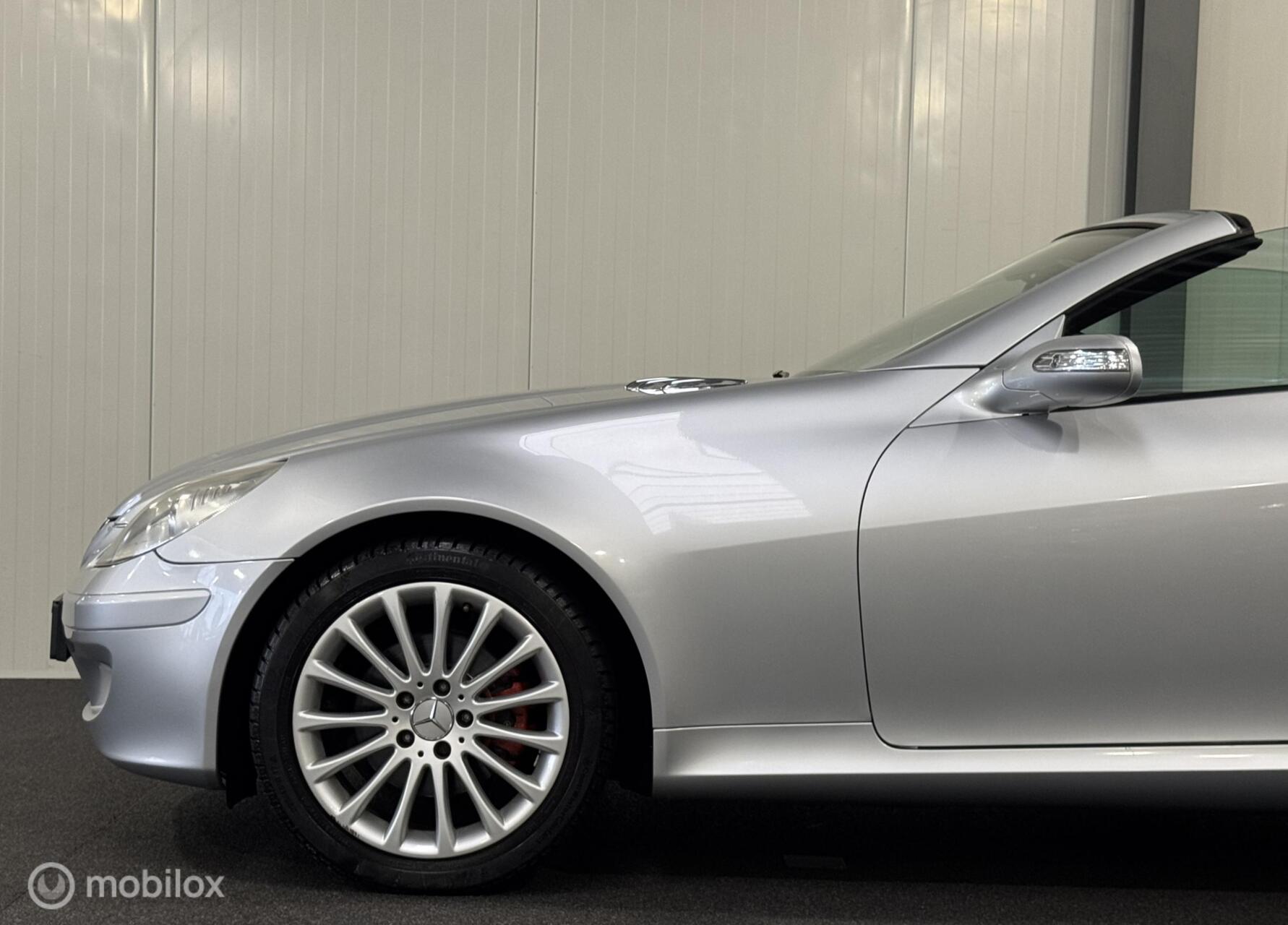 Foto van Mercedes-Benz SLK 200 Kompressor