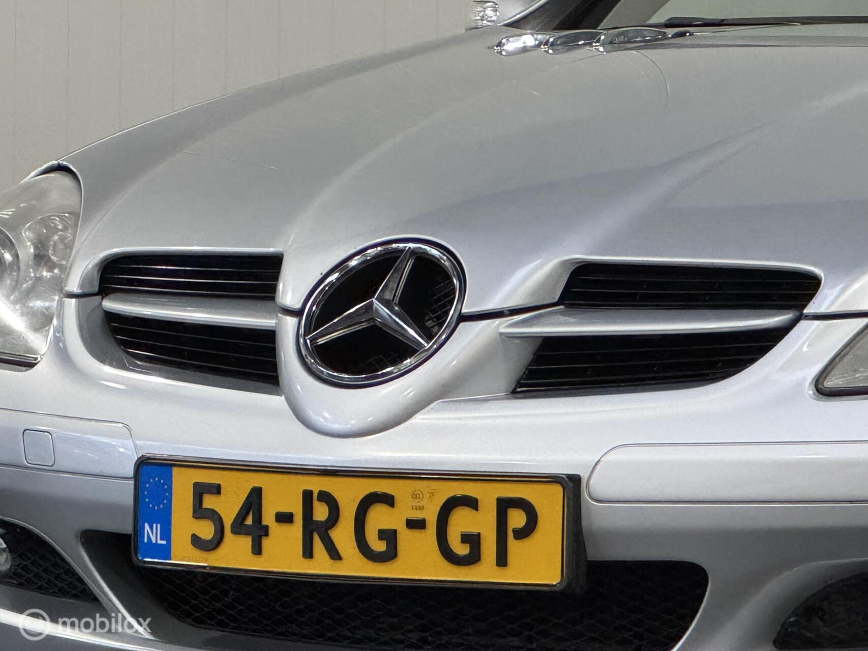 Foto van Mercedes-Benz SLK 200 Kompressor