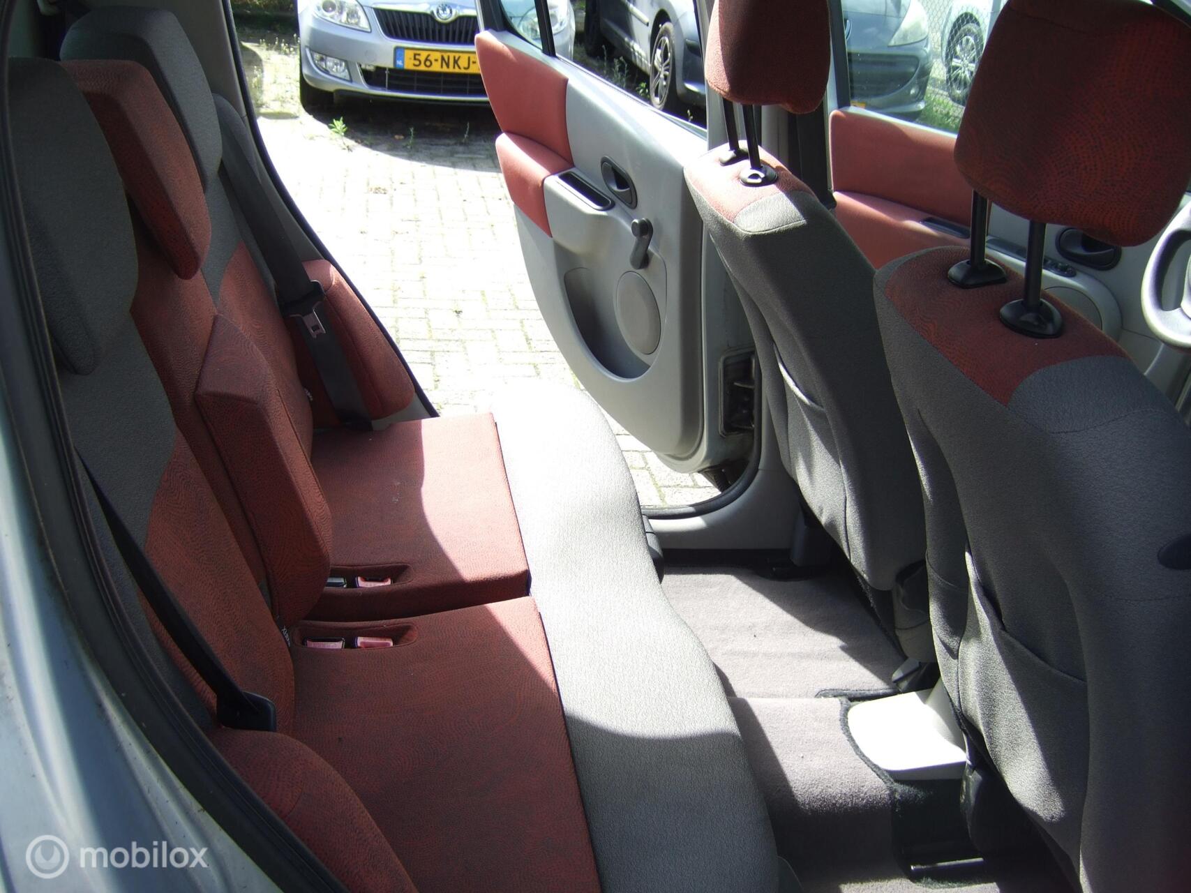 Foto van Renault Modus