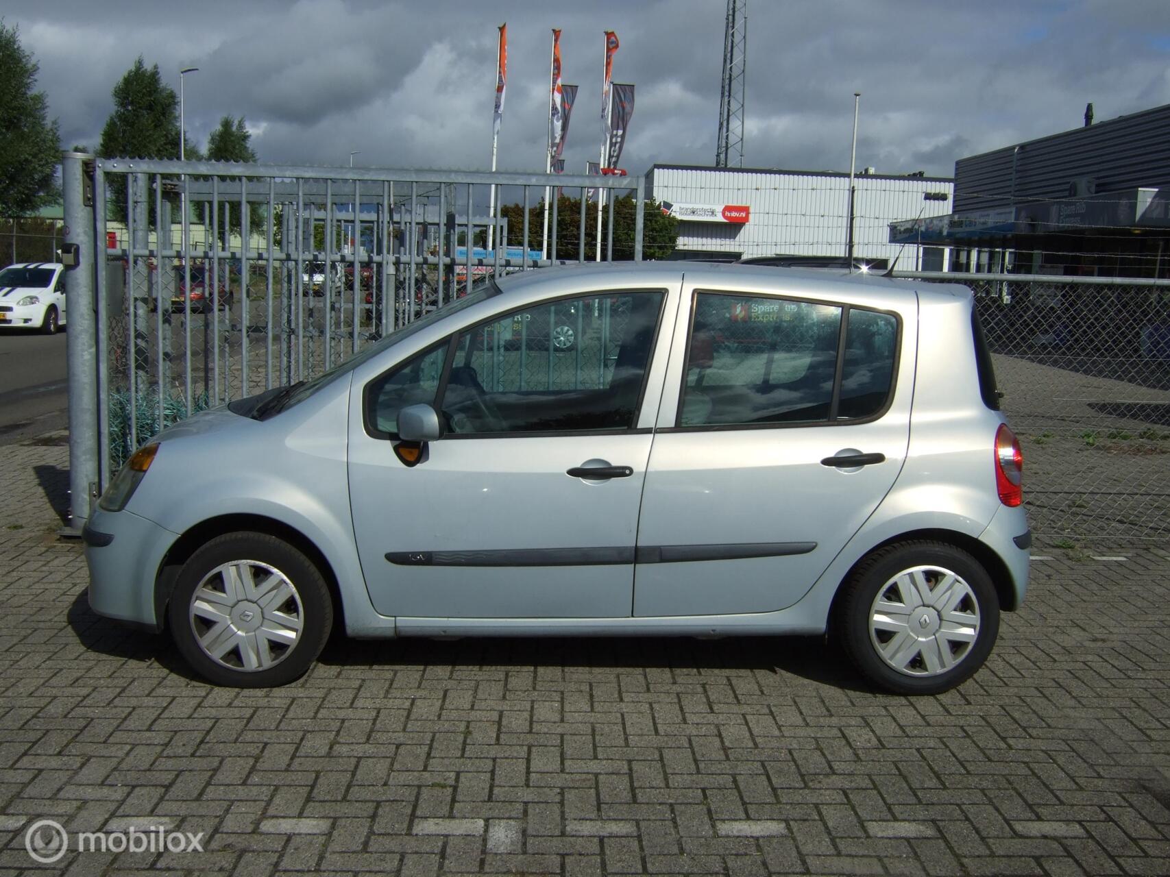Foto van Renault Modus