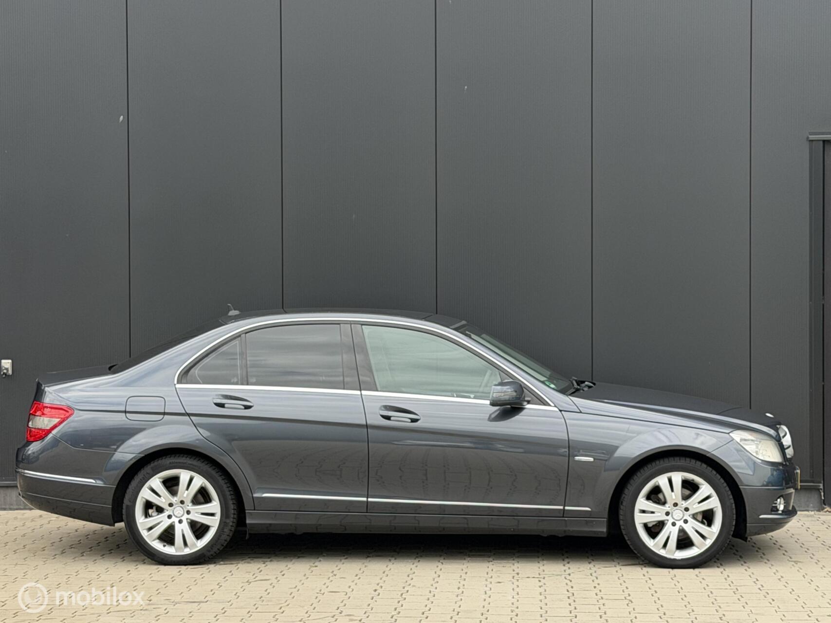 Foto van Mercedes-Benz C 180 Cgi
