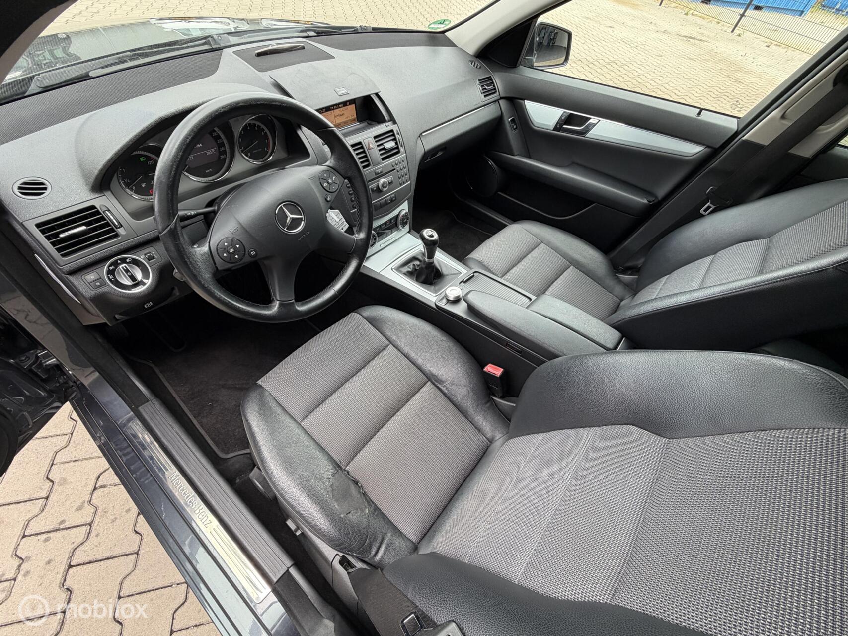 Foto van Mercedes-Benz C 180 Cgi