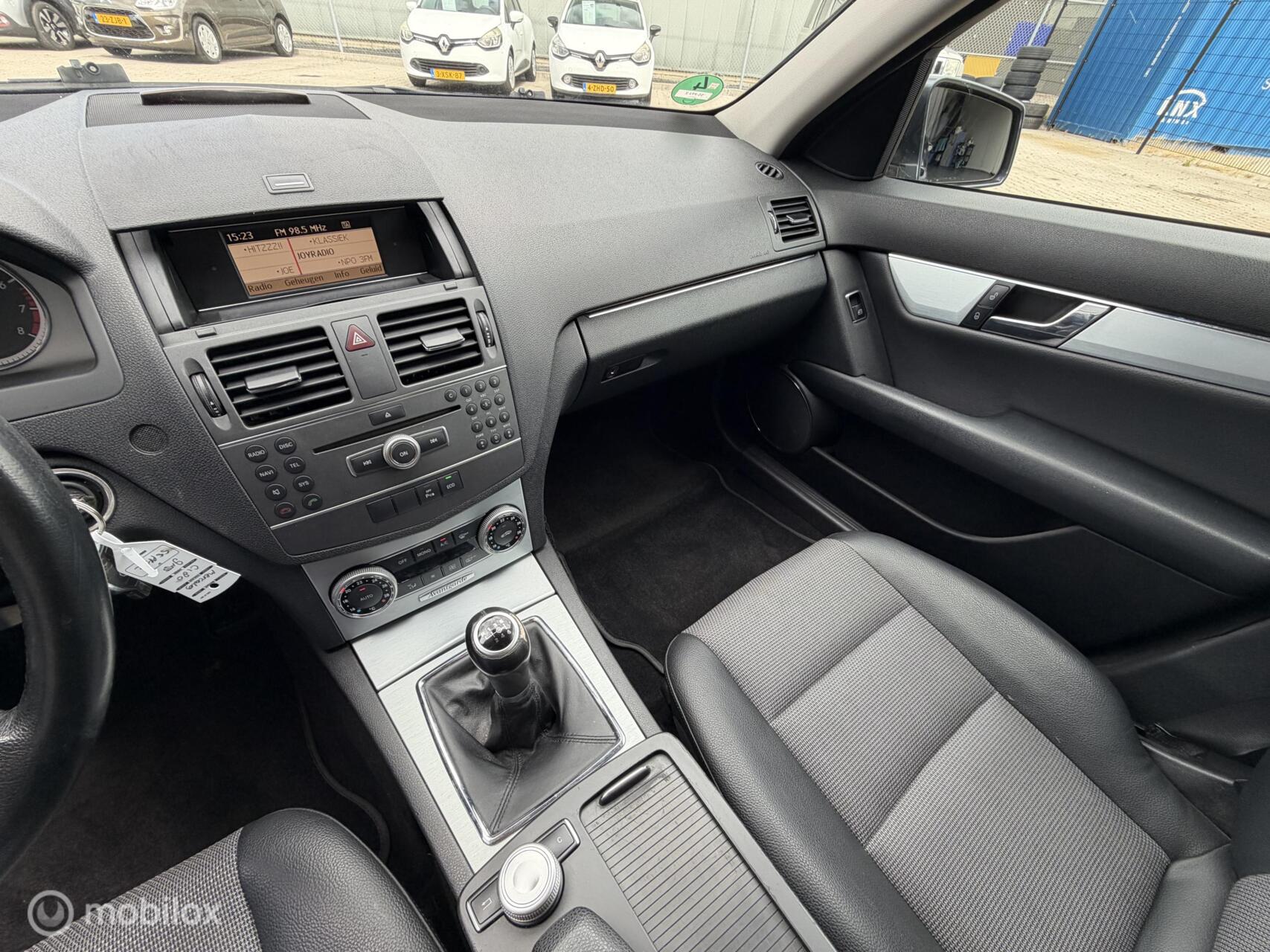 Foto van Mercedes-Benz C 180 Cgi