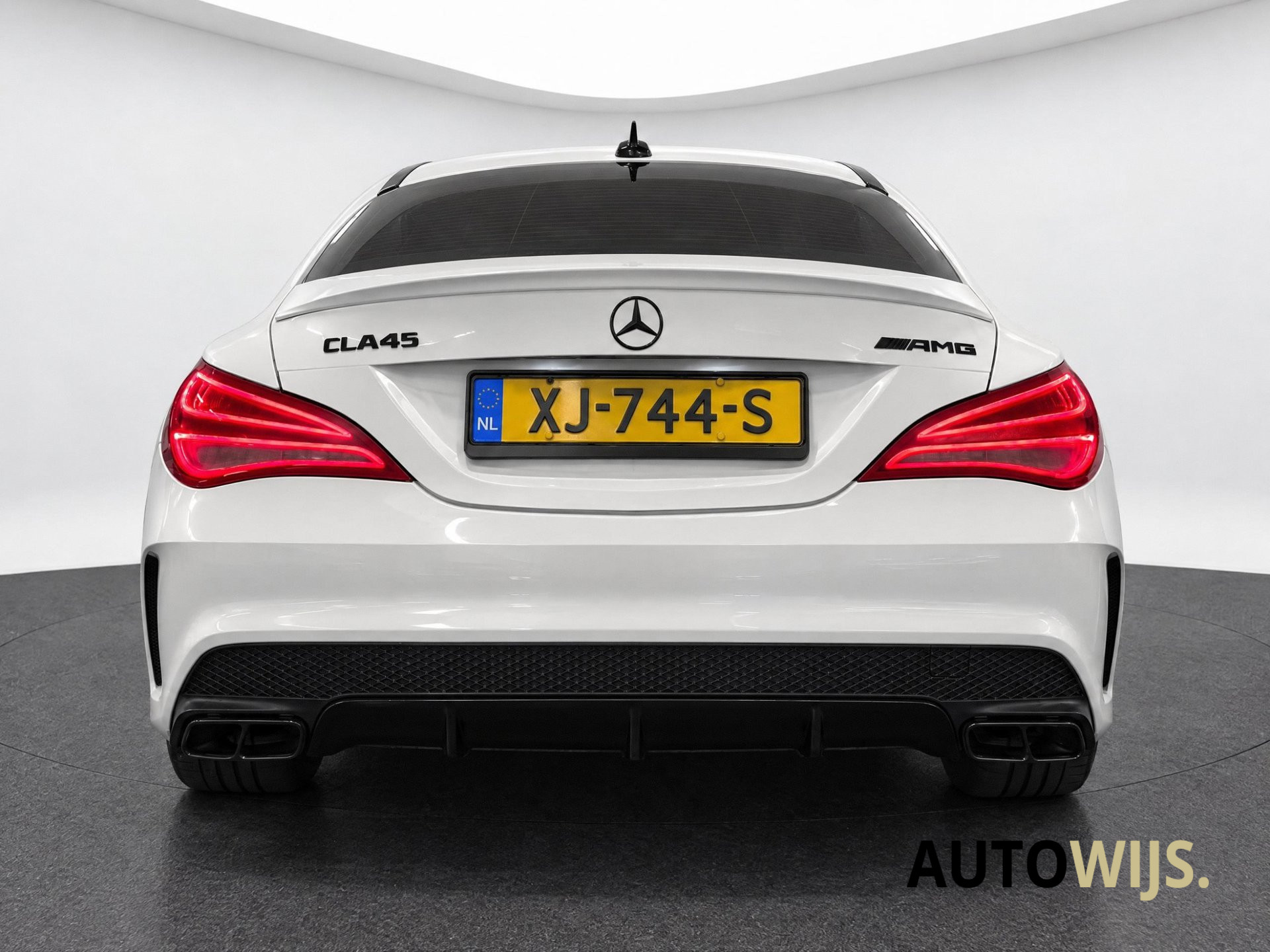 Foto van Mercedes-Benz AMG Cla 45