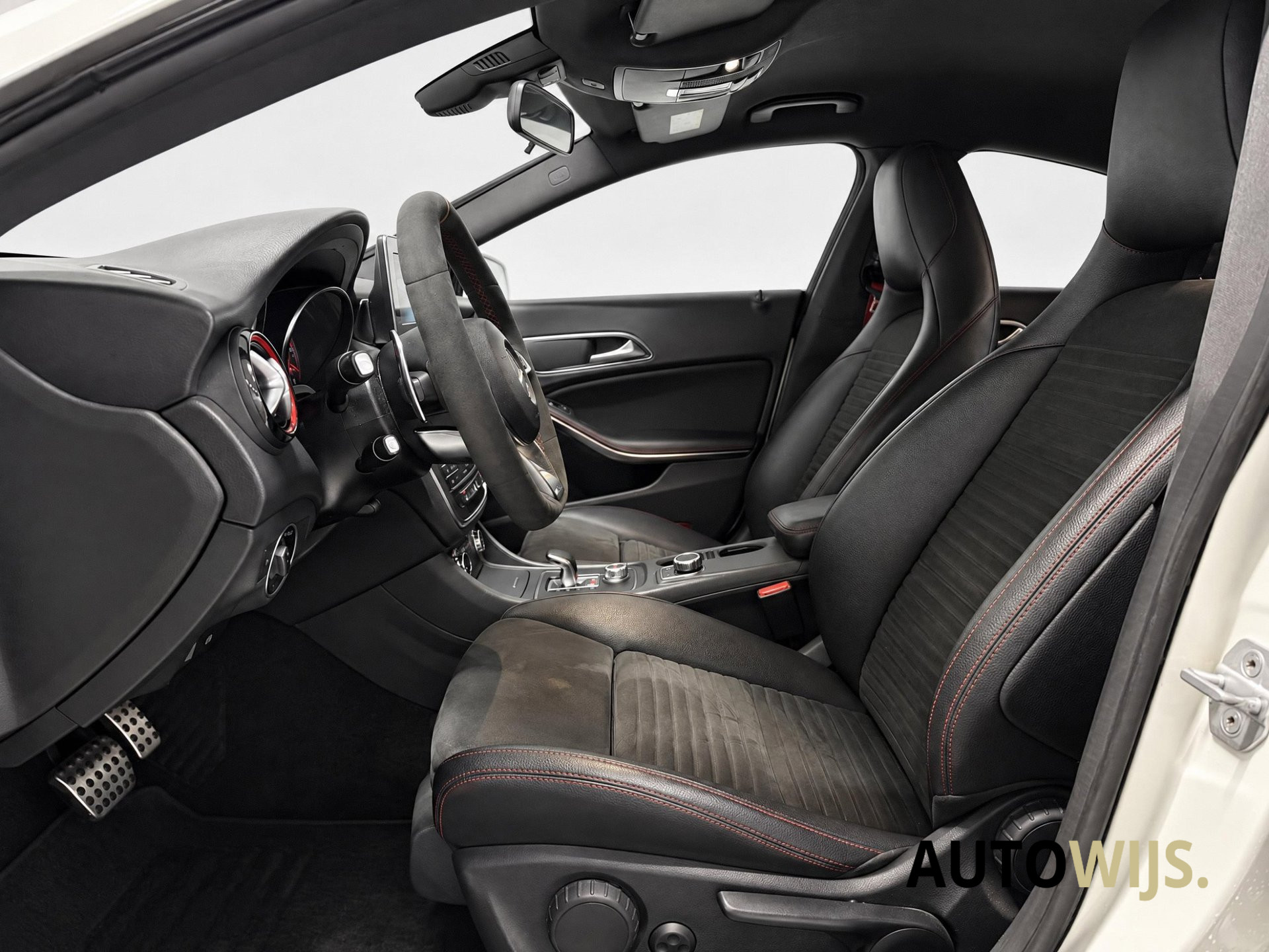 Foto van Mercedes-Benz AMG Cla 45