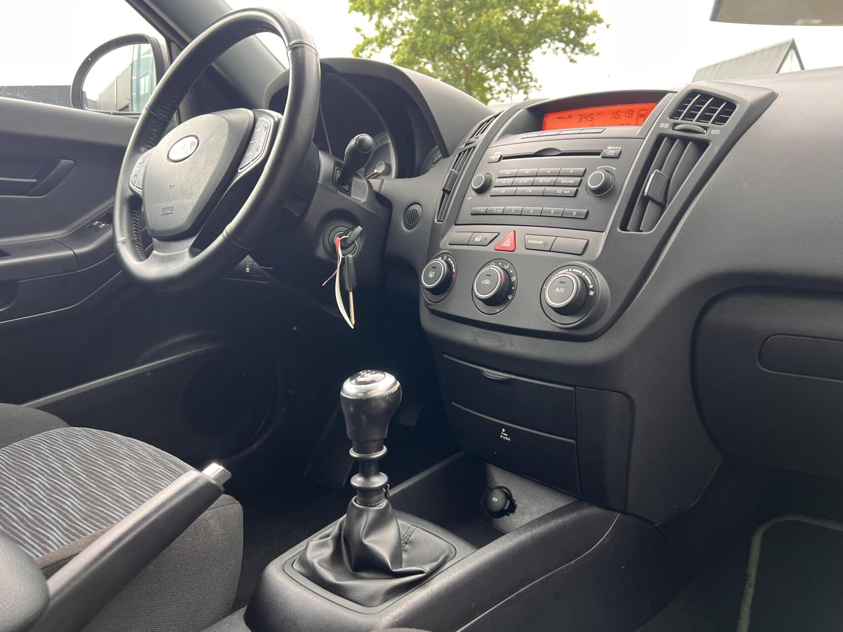 Foto van Kia Cee D