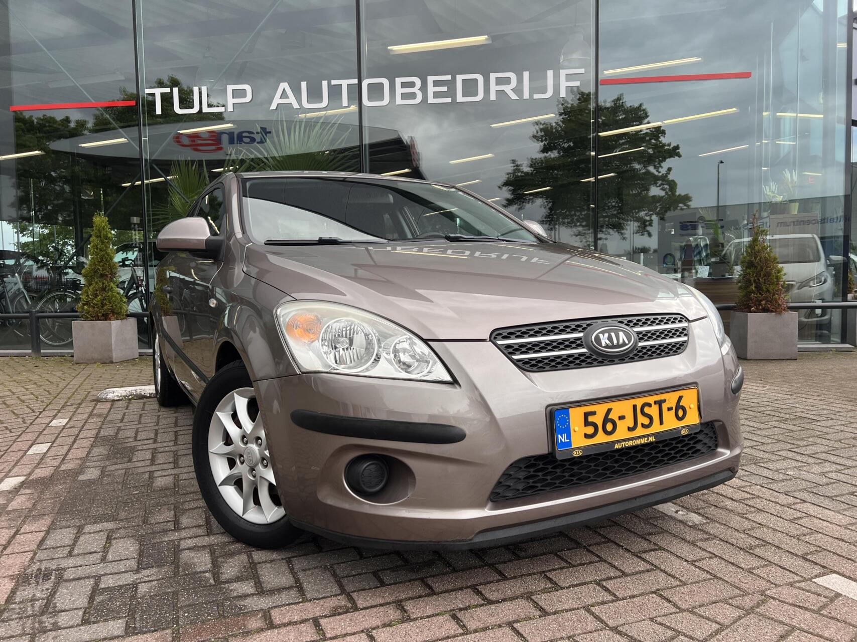 Foto van Kia Cee D