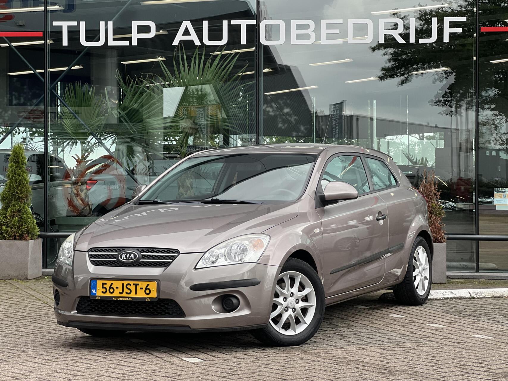 Kia Cee D 1.4 Fifteen ISG 5 Deurs Airco Lage KMstand NAP 2009 - voorkant