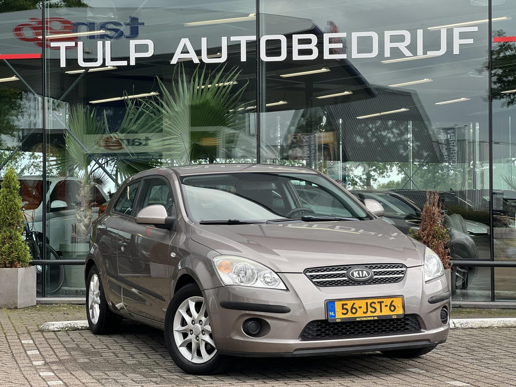 Foto van Kia Cee D
