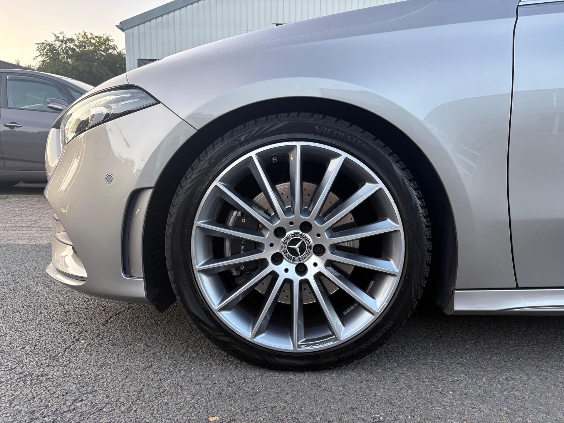 Foto van Mercedes-Benz A 220