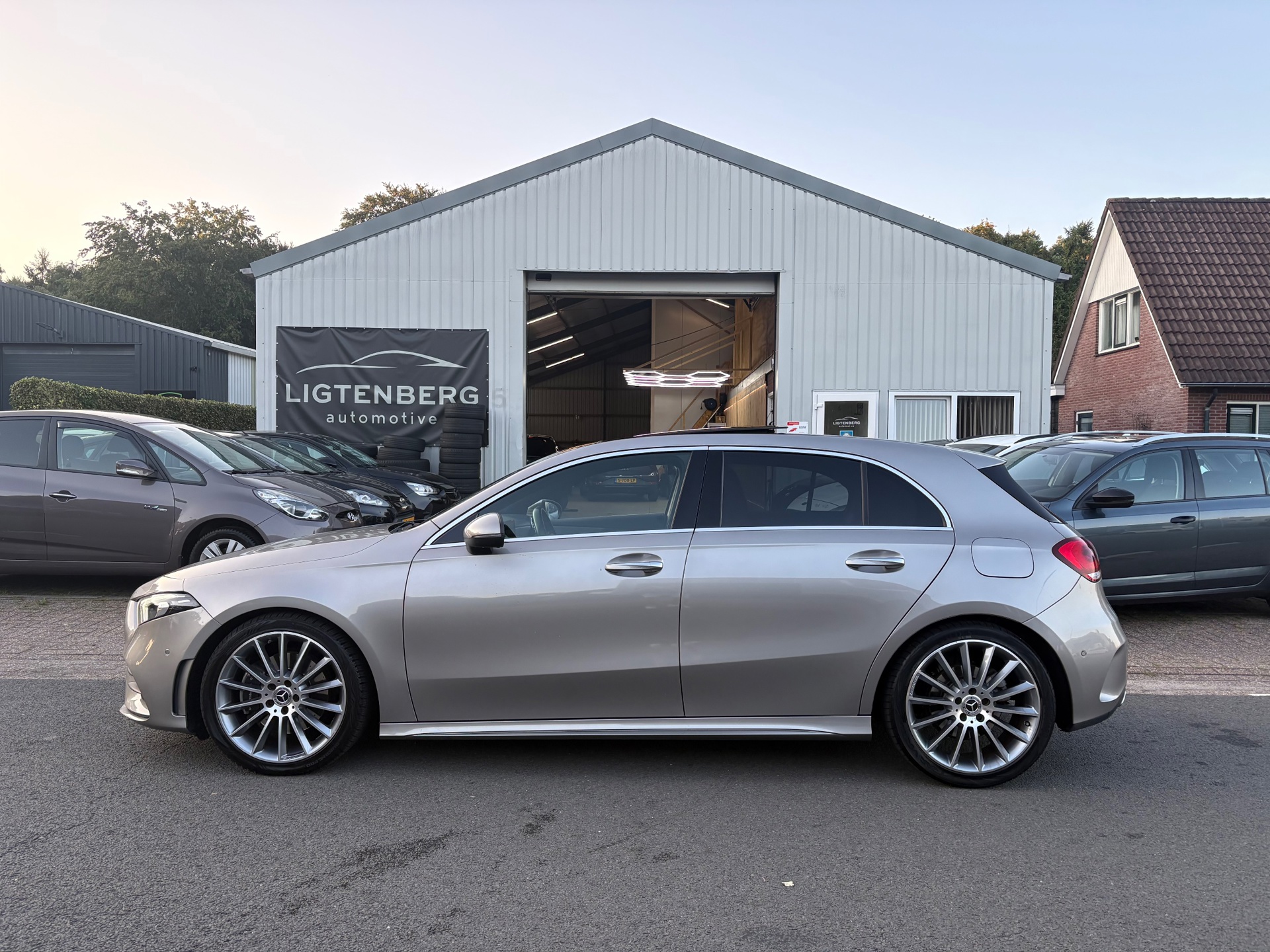 Foto van Mercedes-Benz A 220