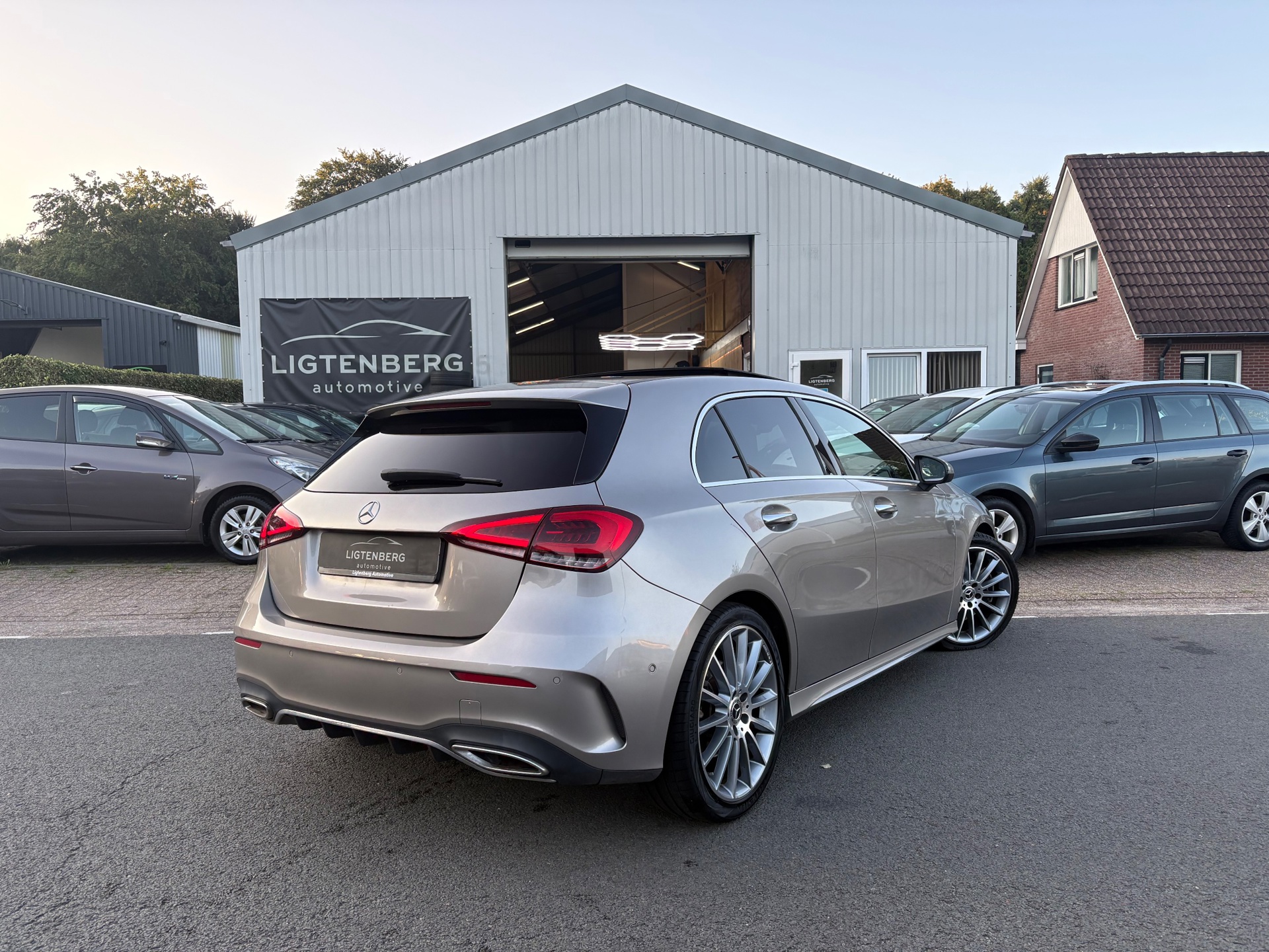 Foto van Mercedes-Benz A 220