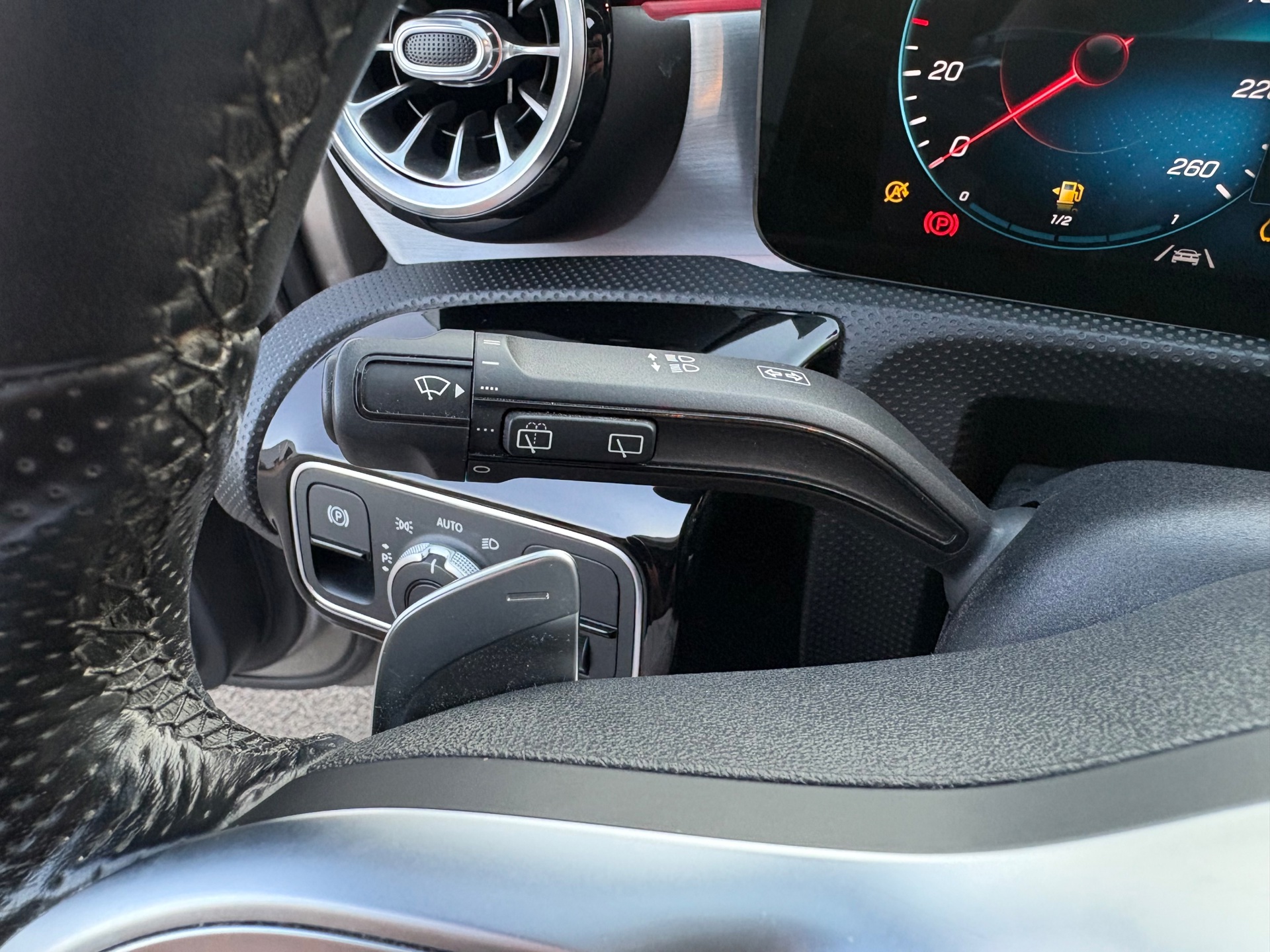 Foto van Mercedes-Benz A 220