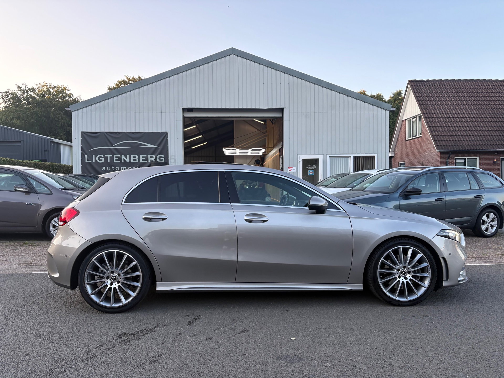 Foto van Mercedes-Benz A 220