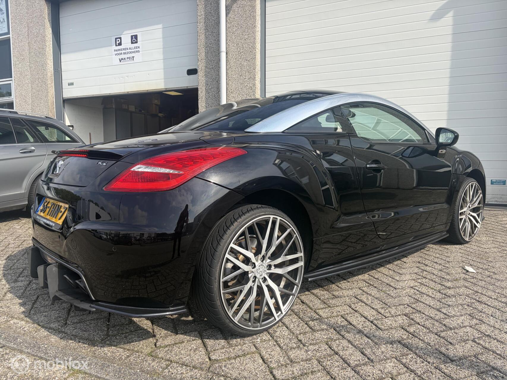 Foto van Peugeot RCZ