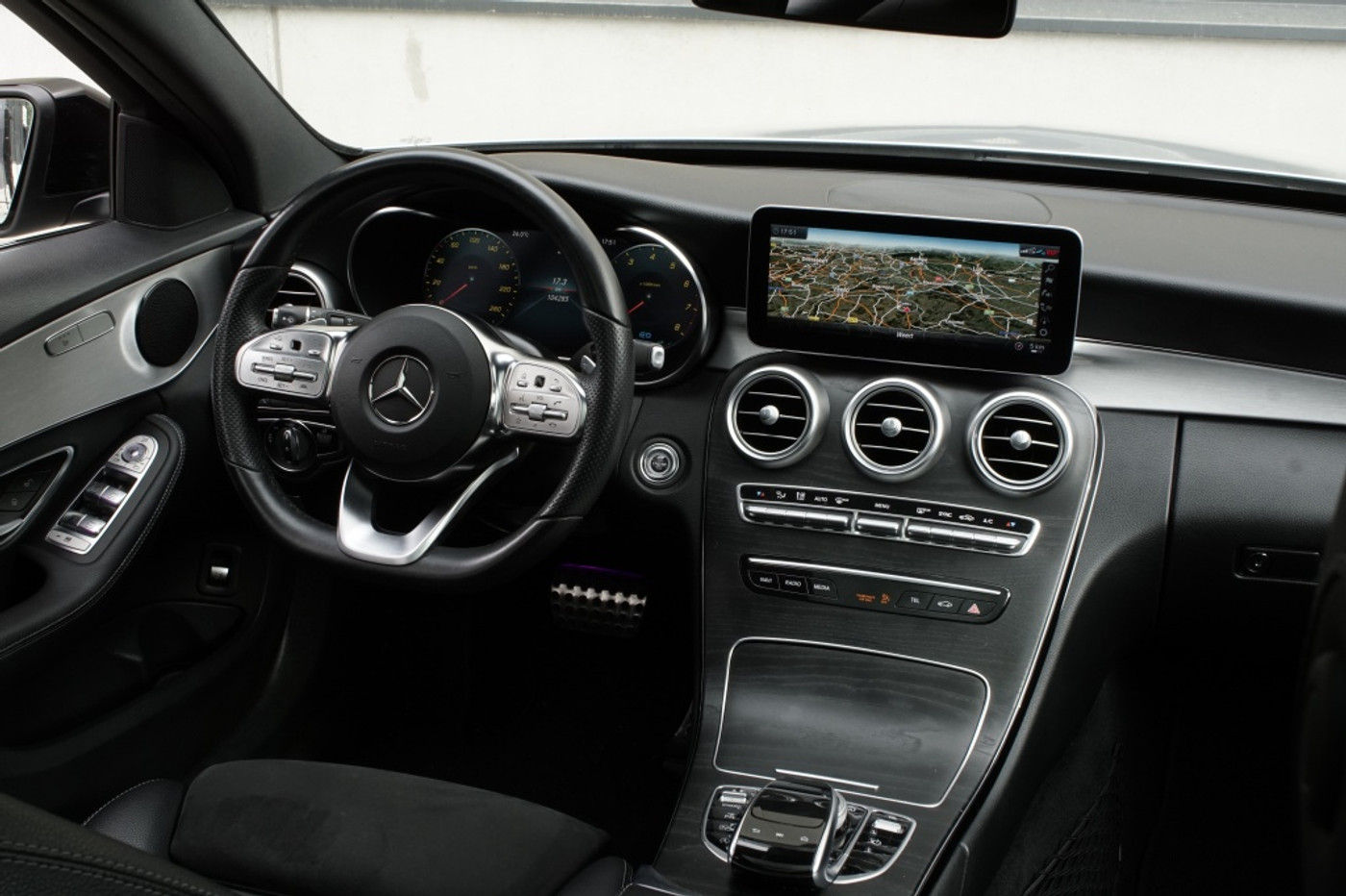 Foto van Mercedes-Benz C 200