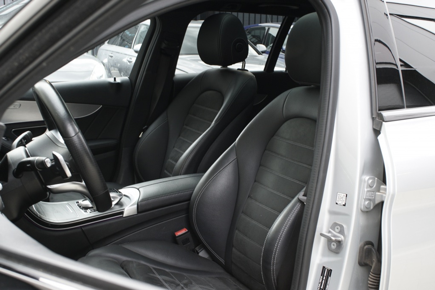 Foto van Mercedes-Benz C 200