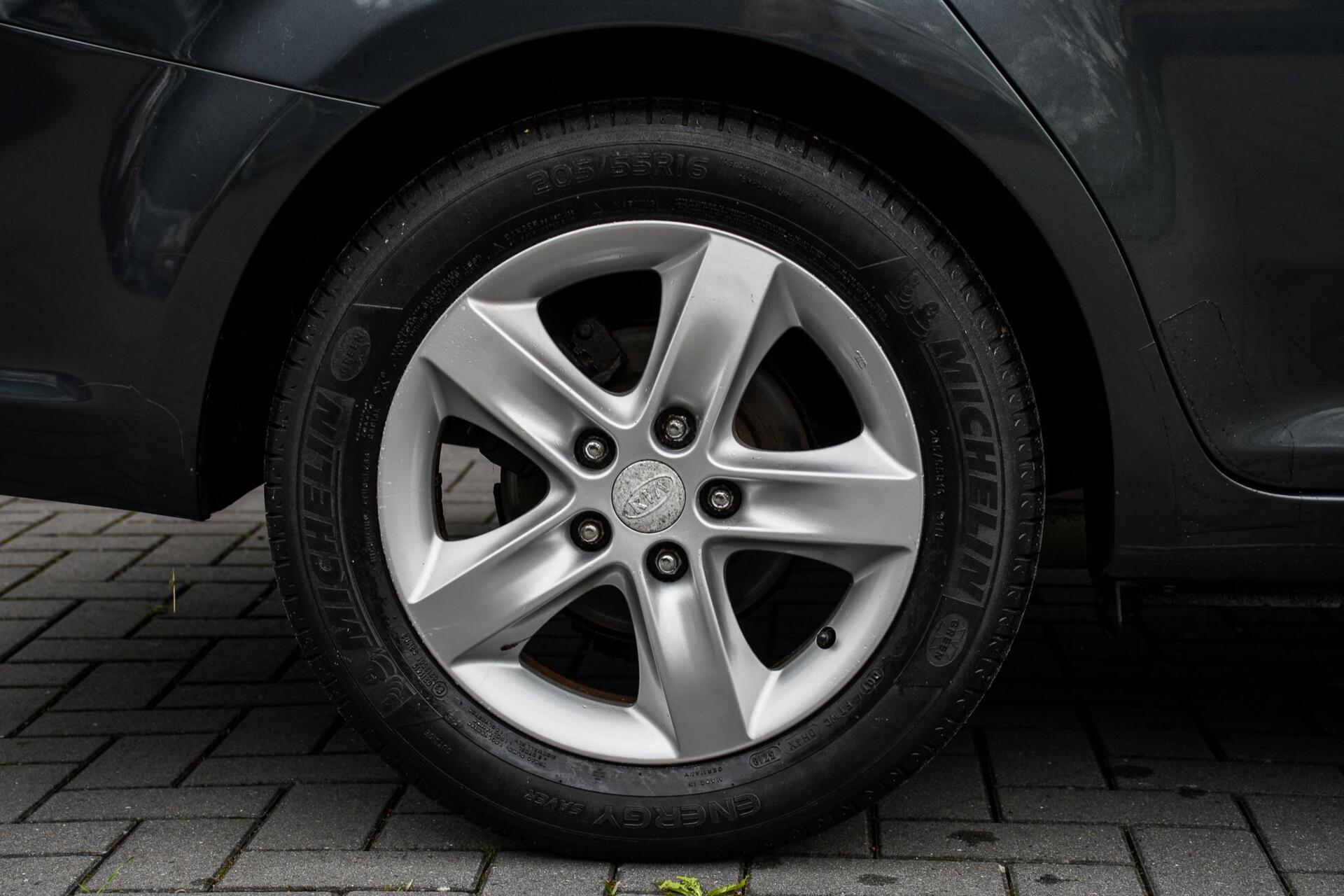 Foto van Kia Cee D