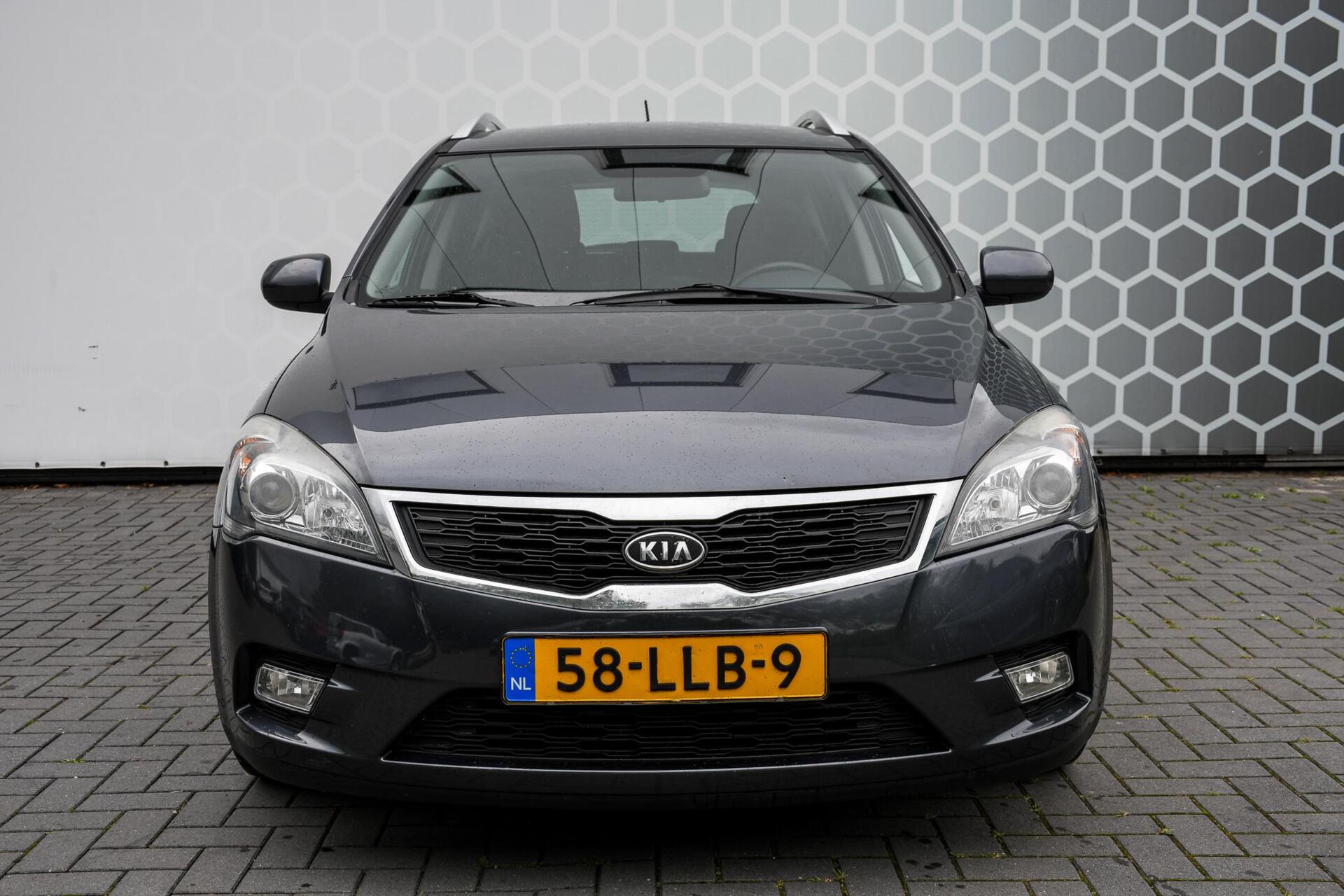 Foto van Kia Cee D