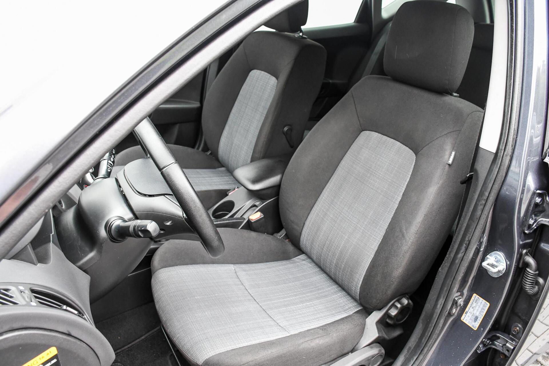 Foto van Kia Cee D