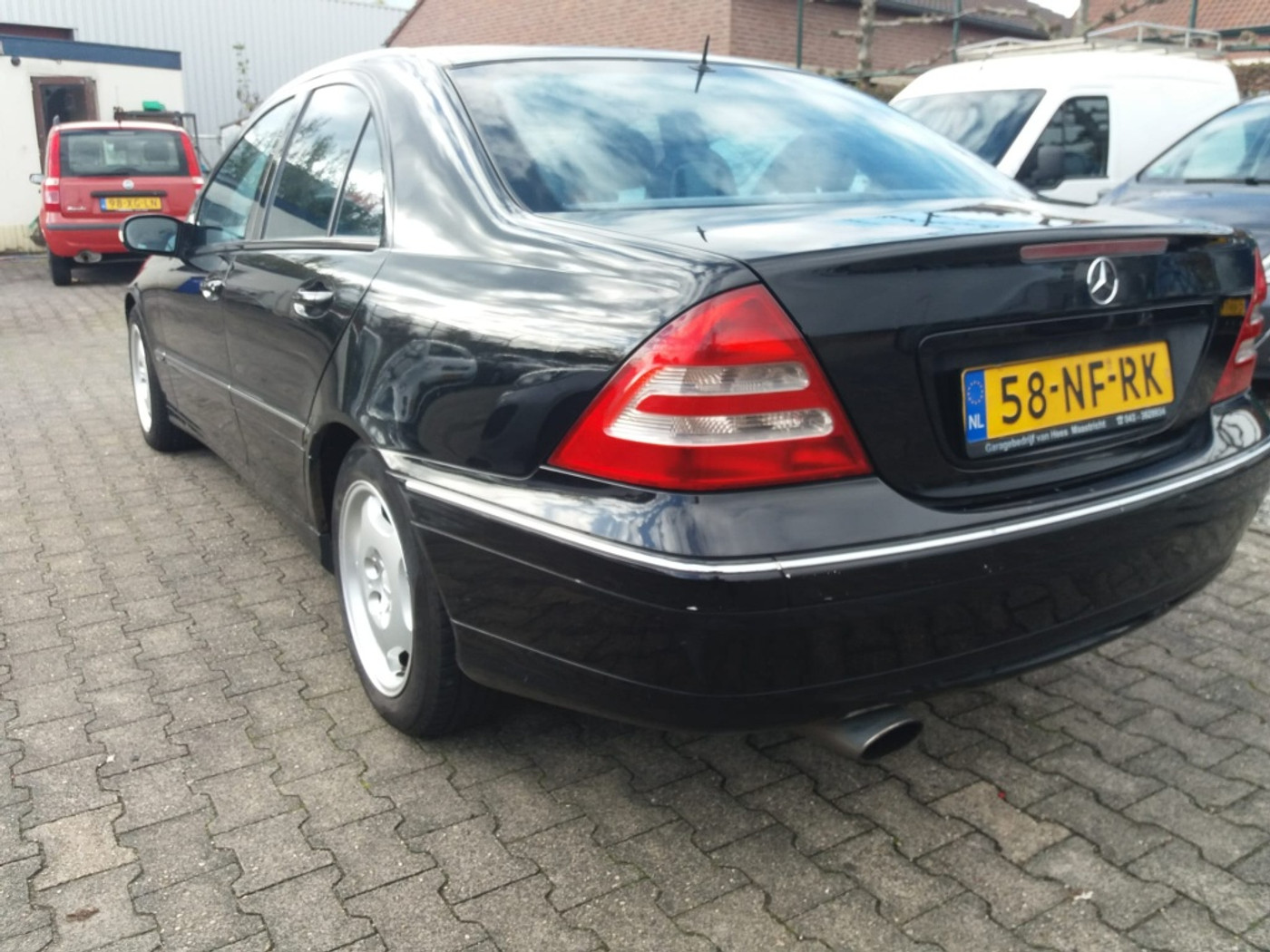 Foto van Mercedes-Benz C 180 Kompressor