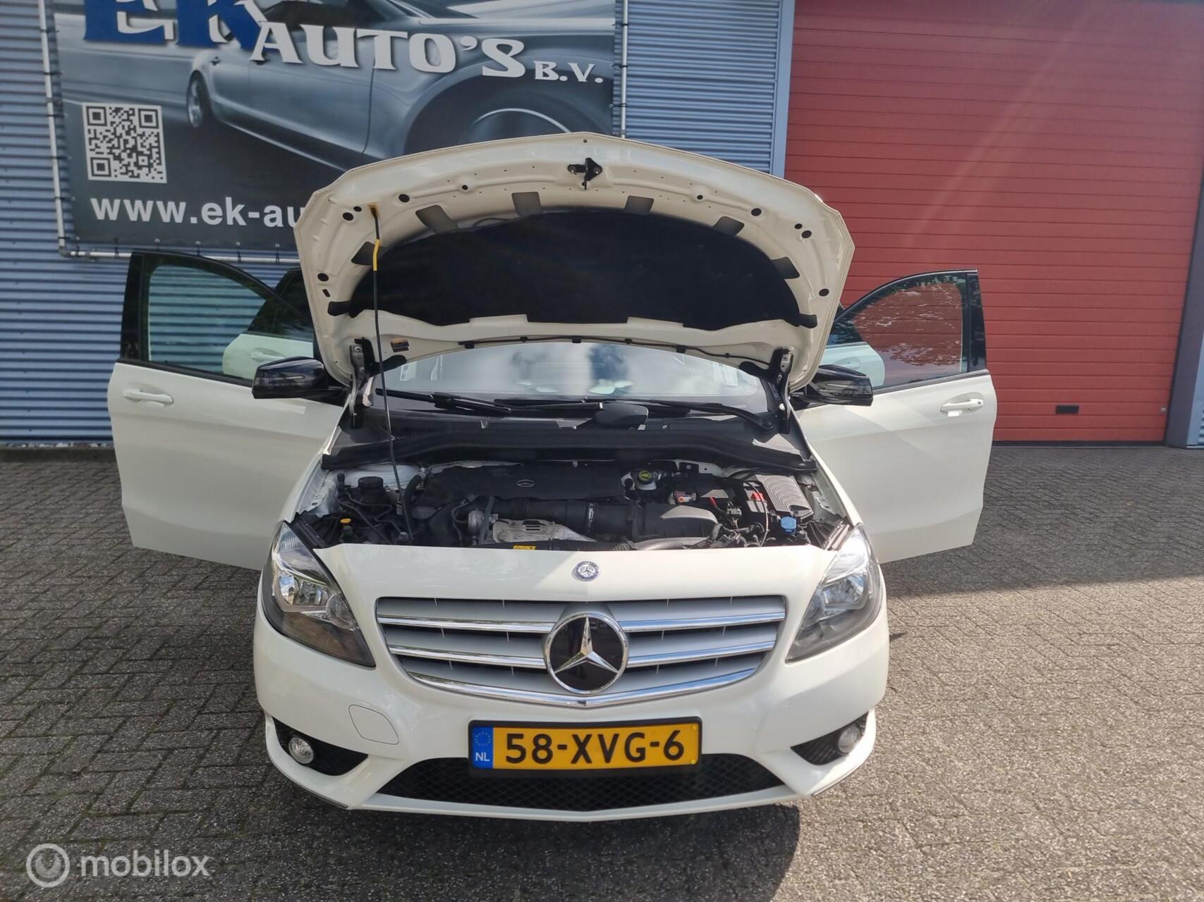 Foto van Mercedes-Benz B 180
