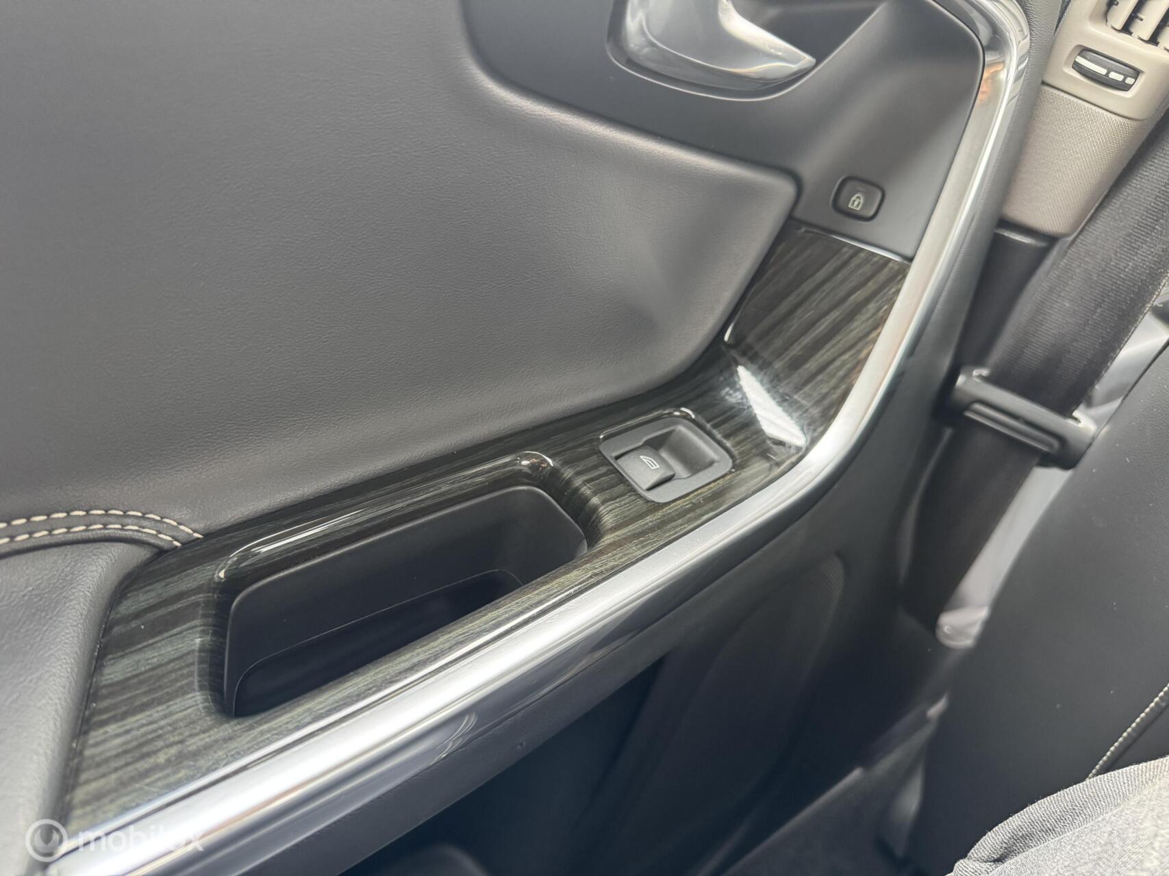 Foto van Volvo V60 Plug In Hybrid