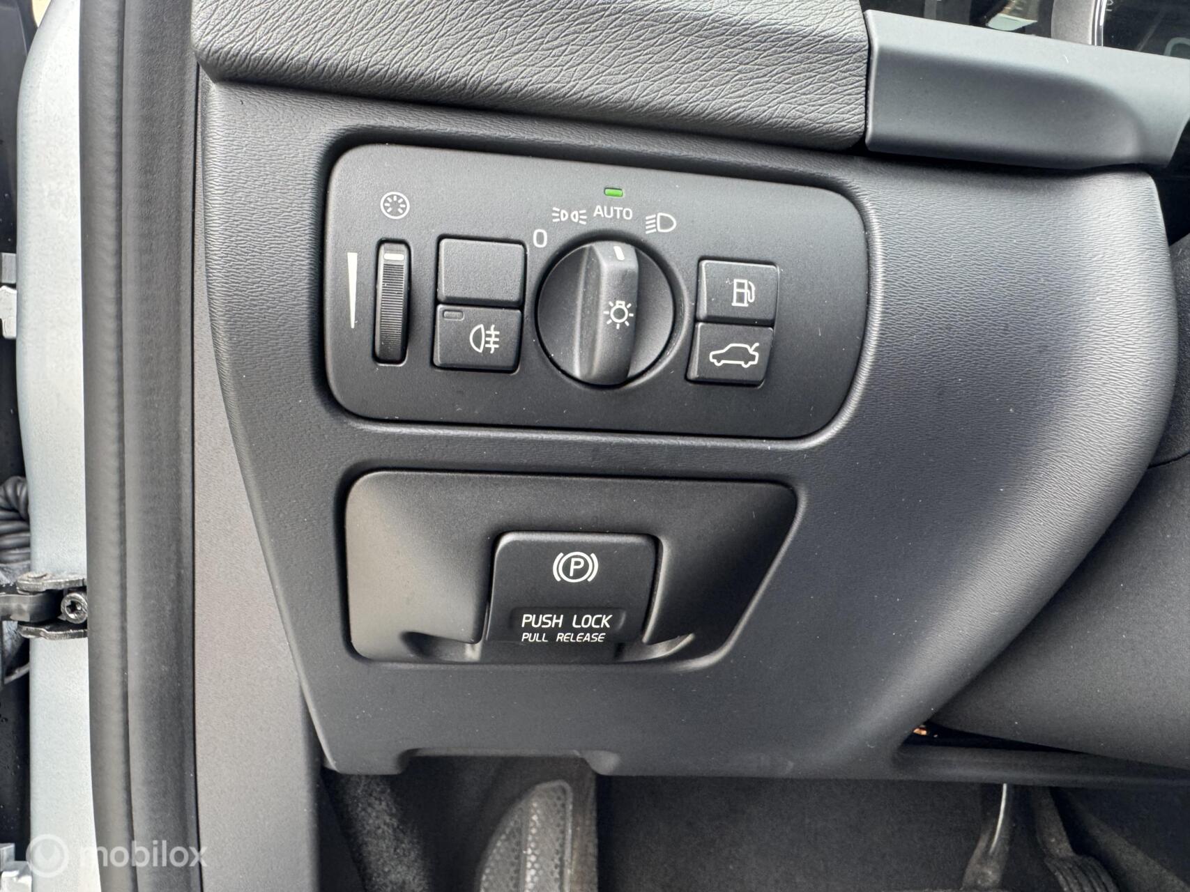 Foto van Volvo V60 Plug In Hybrid