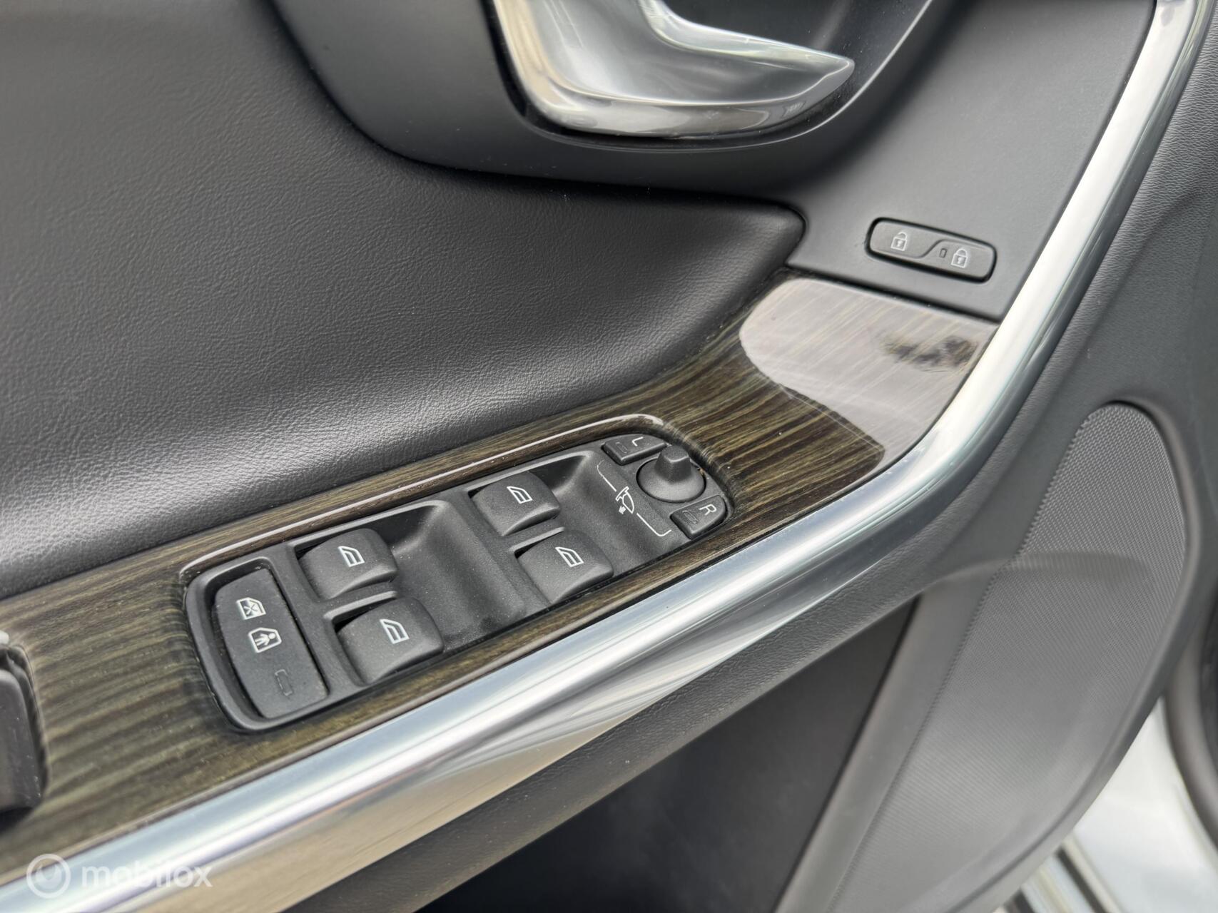 Foto van Volvo V60 Plug In Hybrid