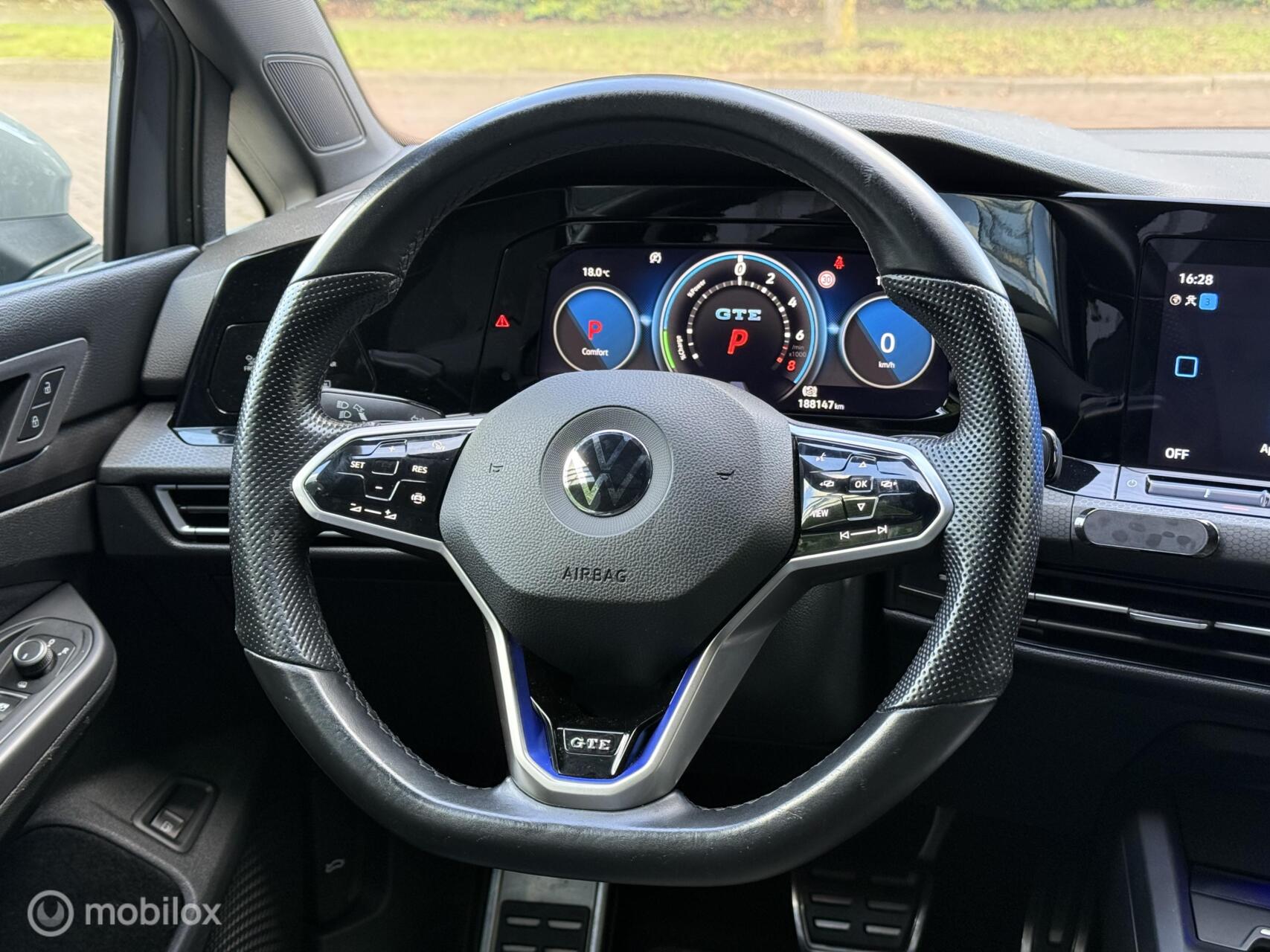 Foto van Volkswagen Golf GTE