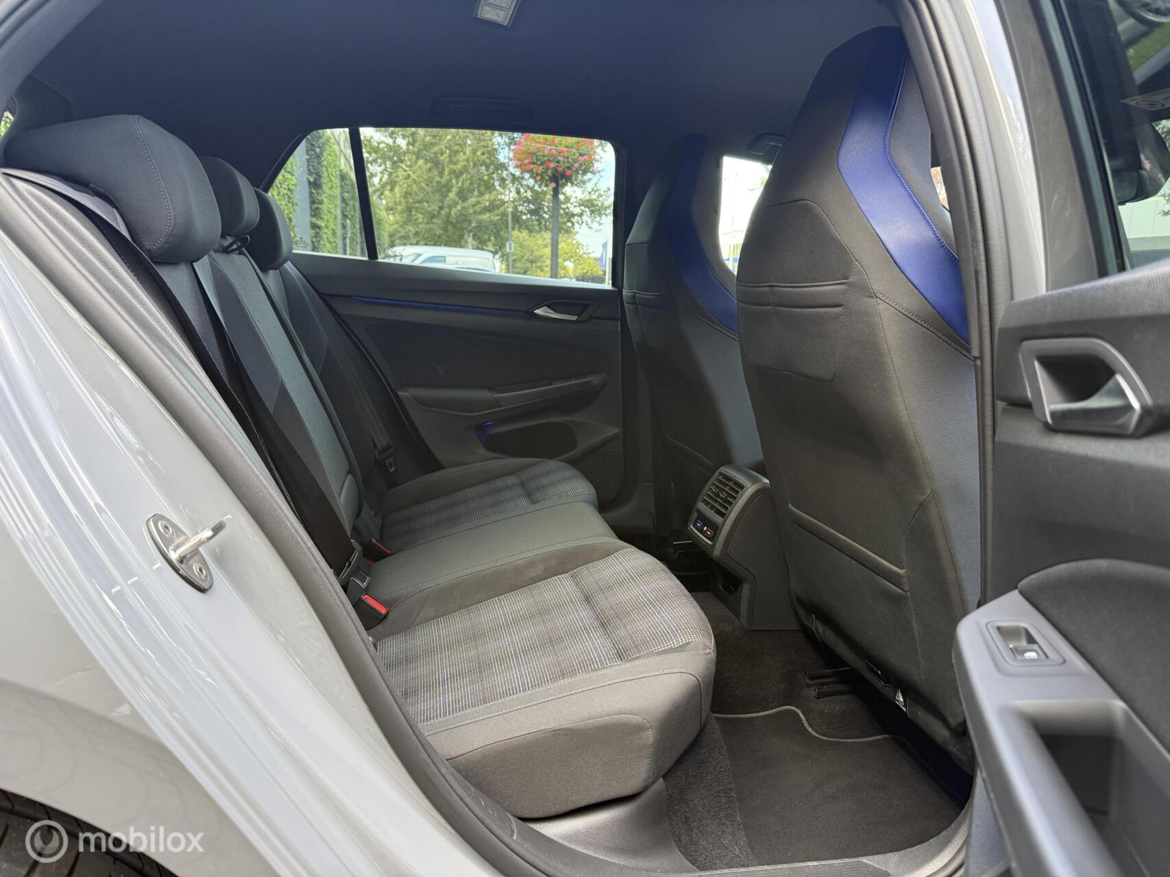 Foto van Volkswagen Golf GTE