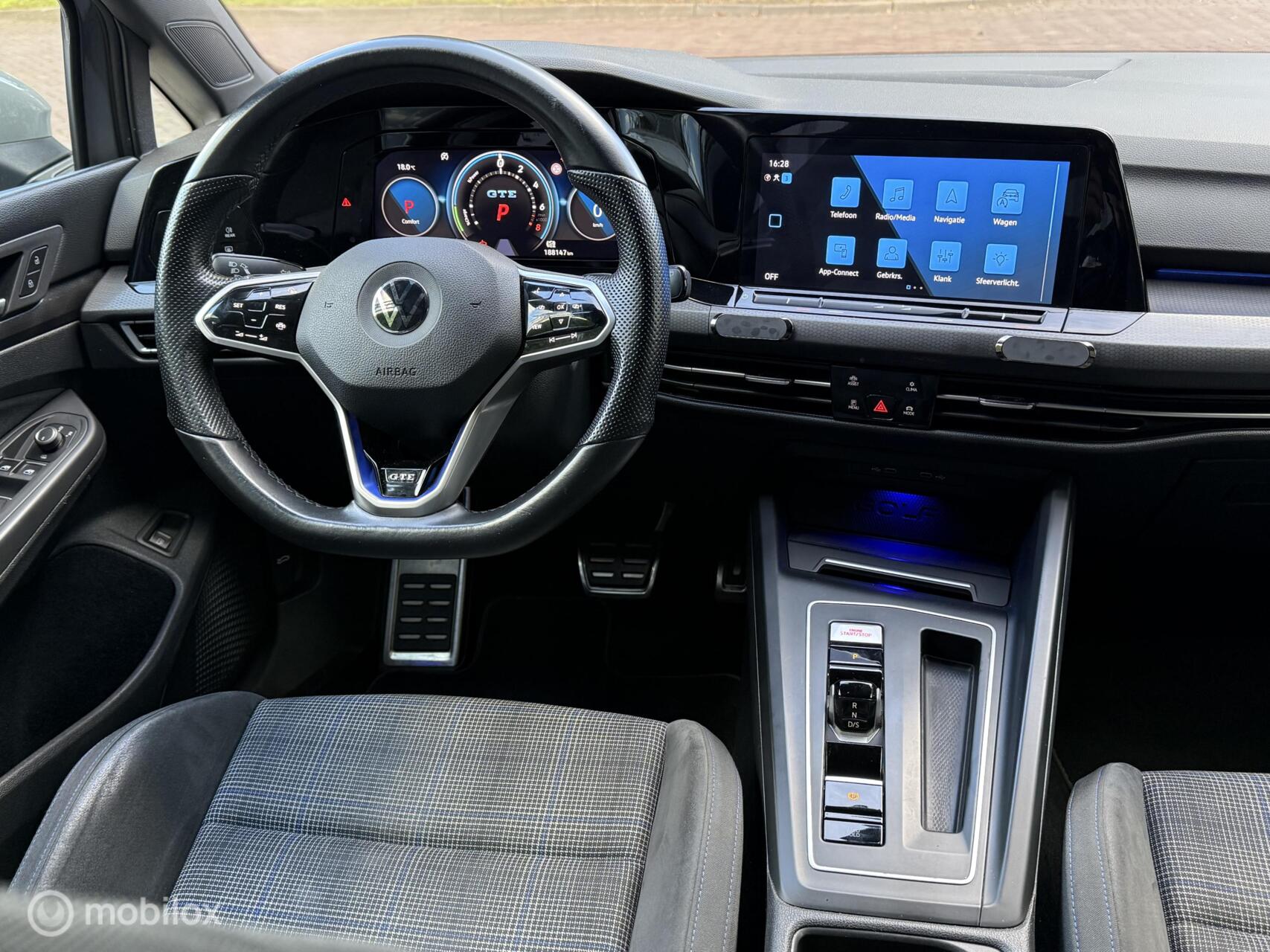 Foto van Volkswagen Golf GTE